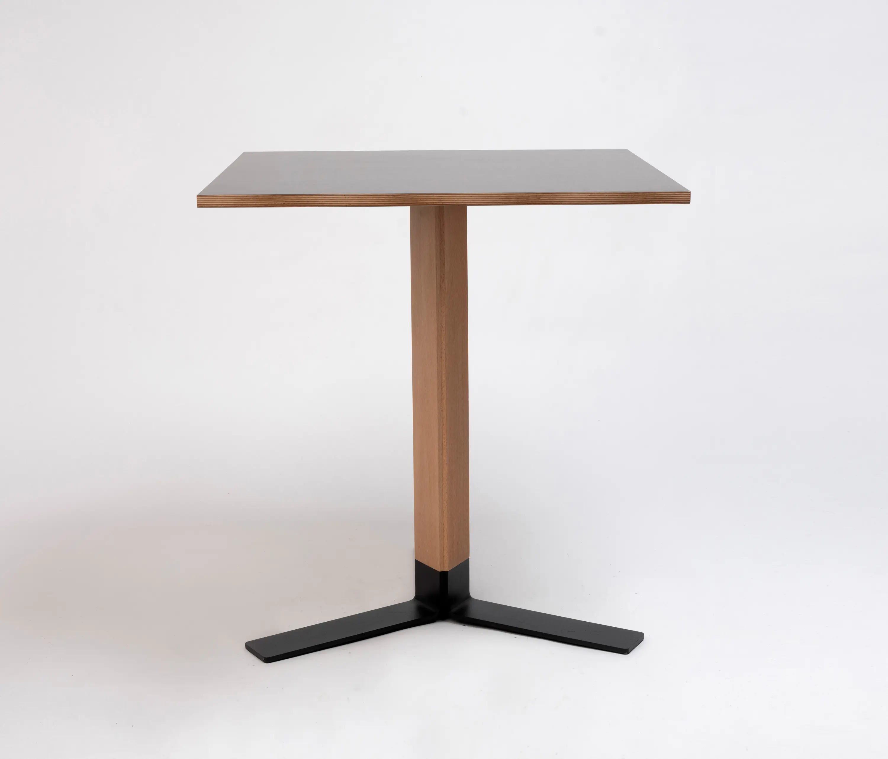 ONDARRETA - Disco Table