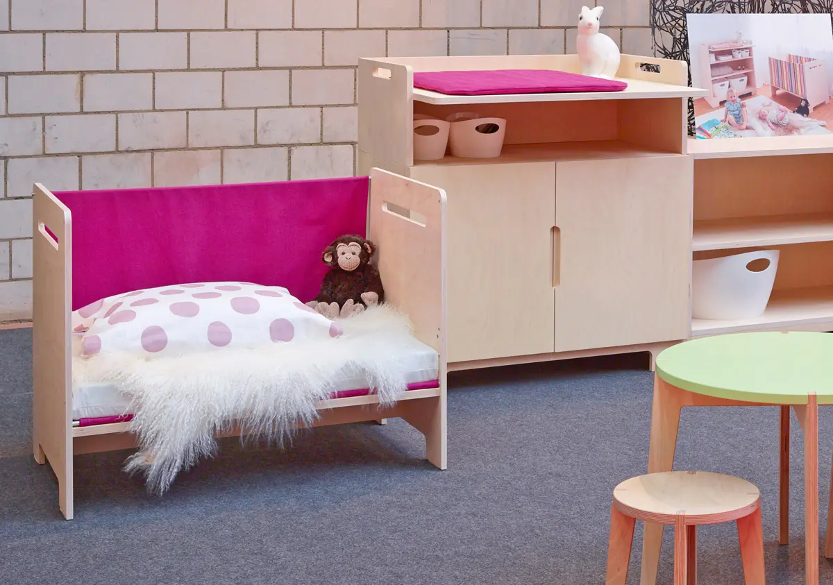 Blueroom - Changing Table