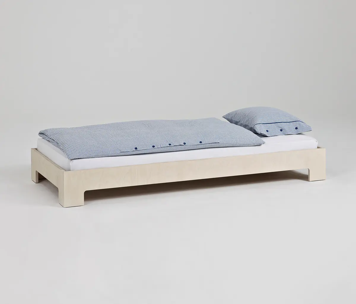 Blueroom - Bed no2