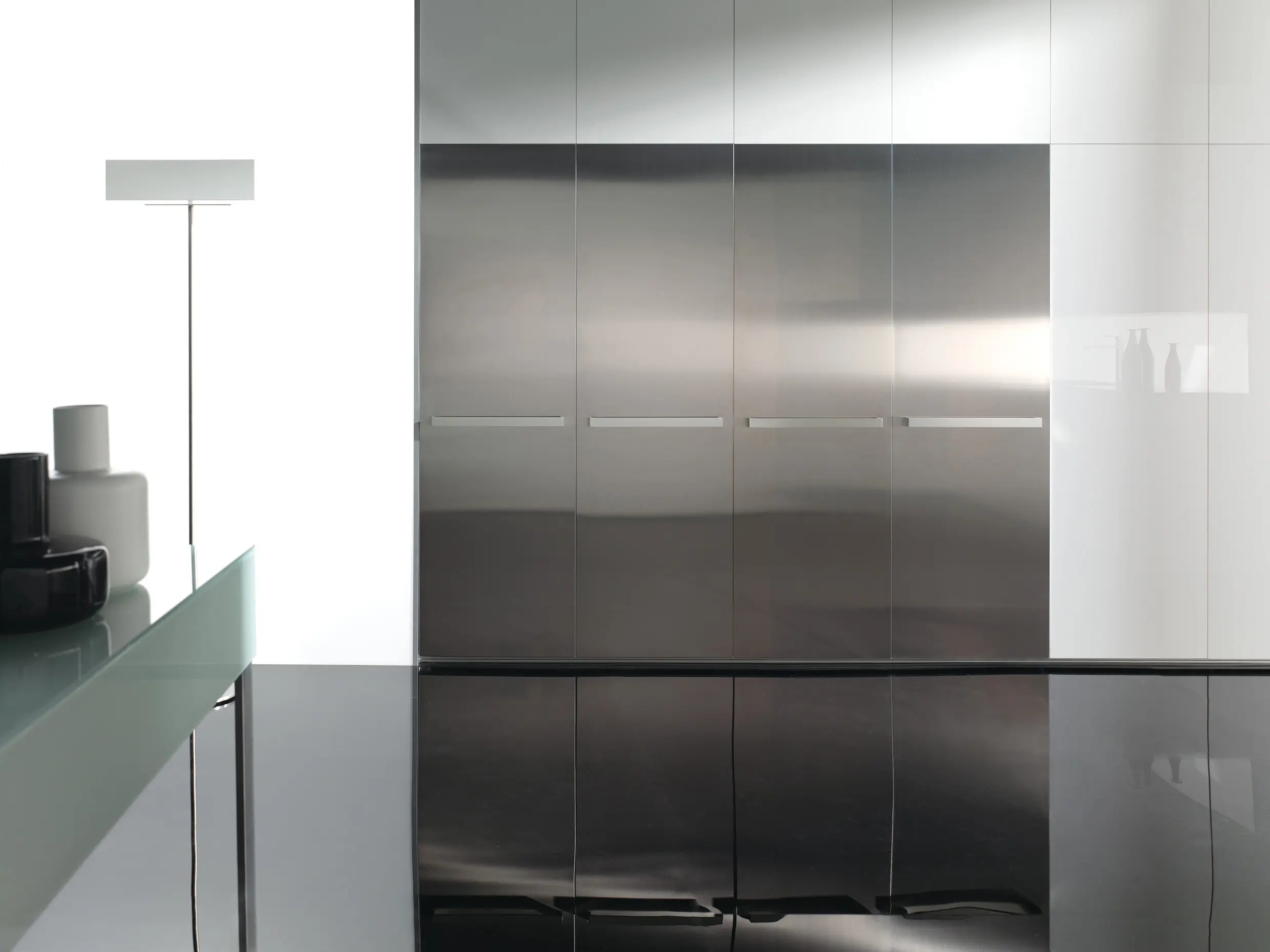 DOCA - Gloss blanco factory 2
