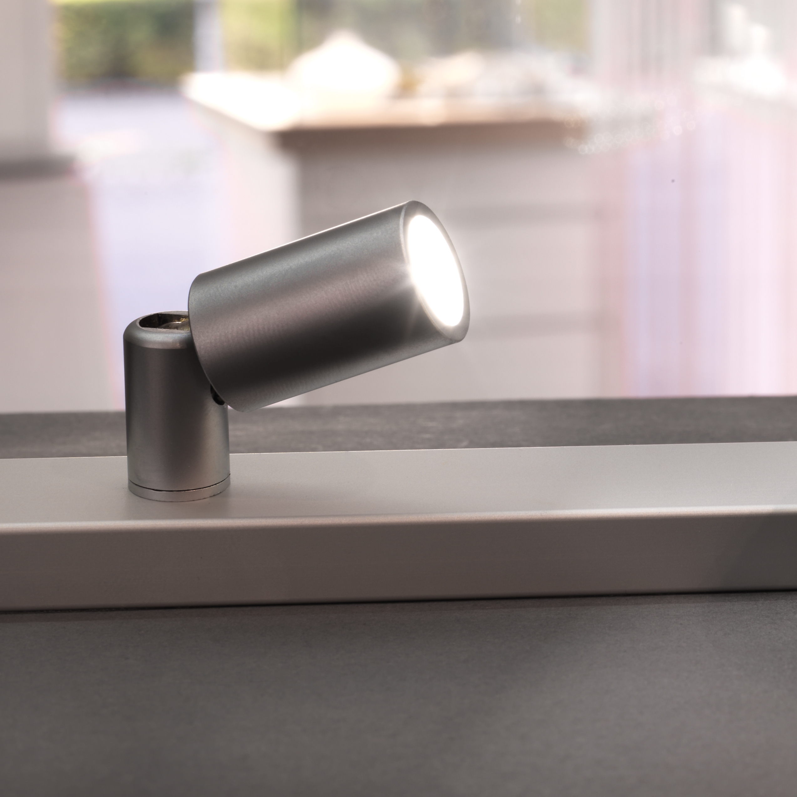 Display product LED Point S from manufacturer Hera