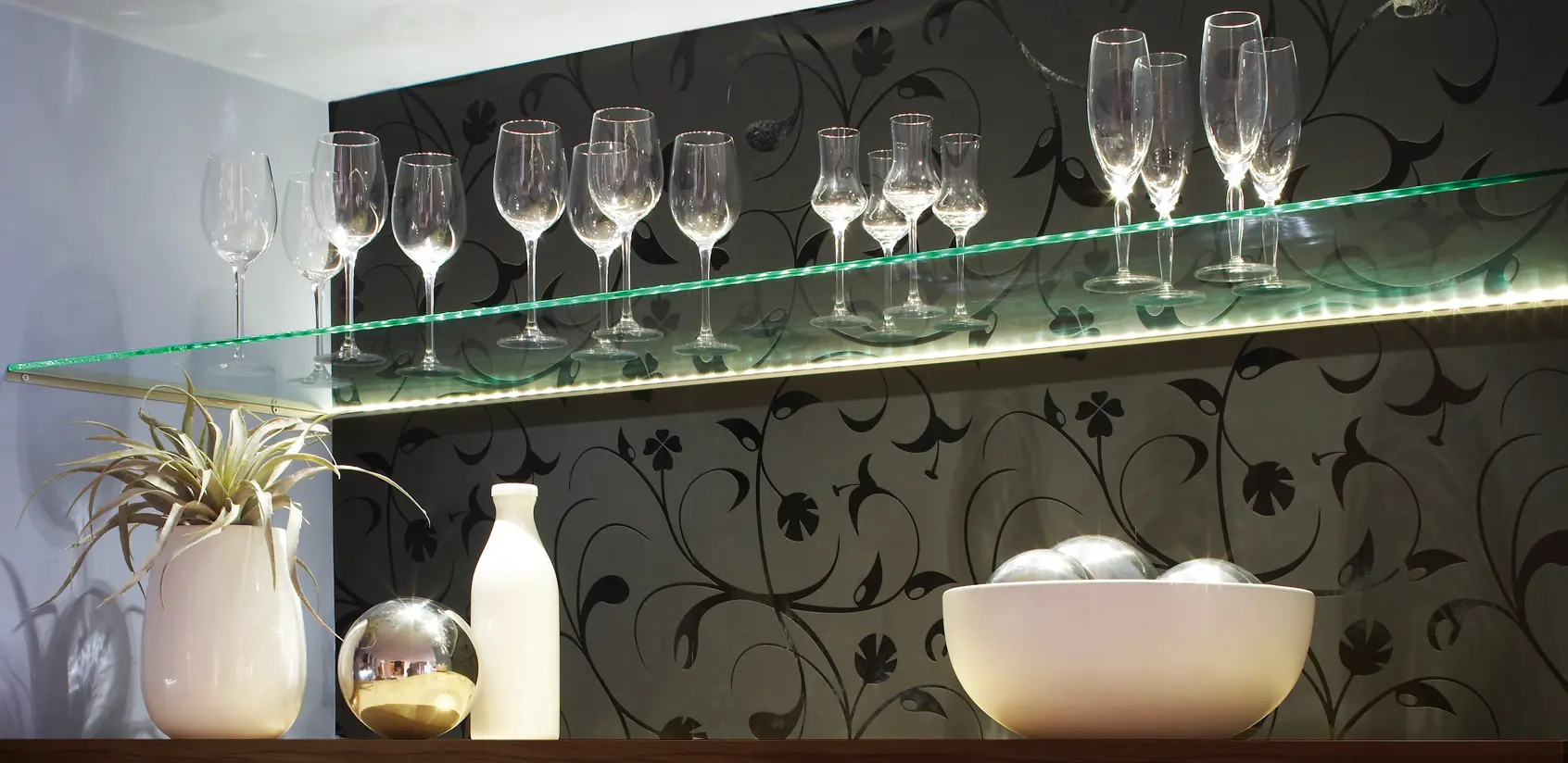 Hera - LED Glaskantenleuchten