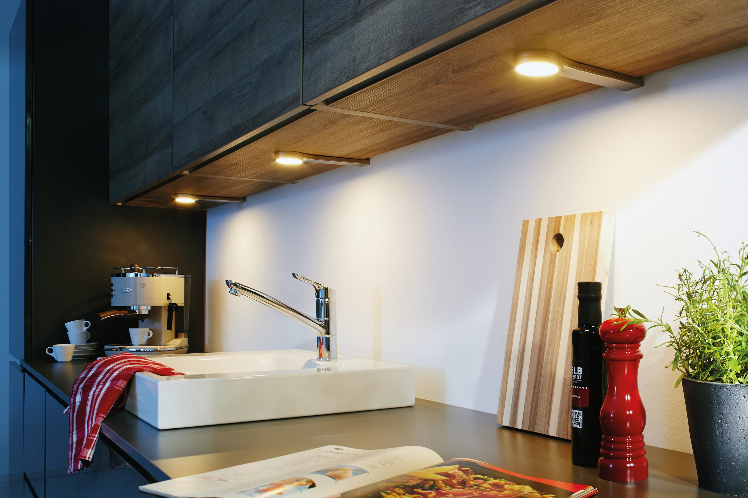 Mostra il prodotto Dynamic LED Squash del produttore Hera