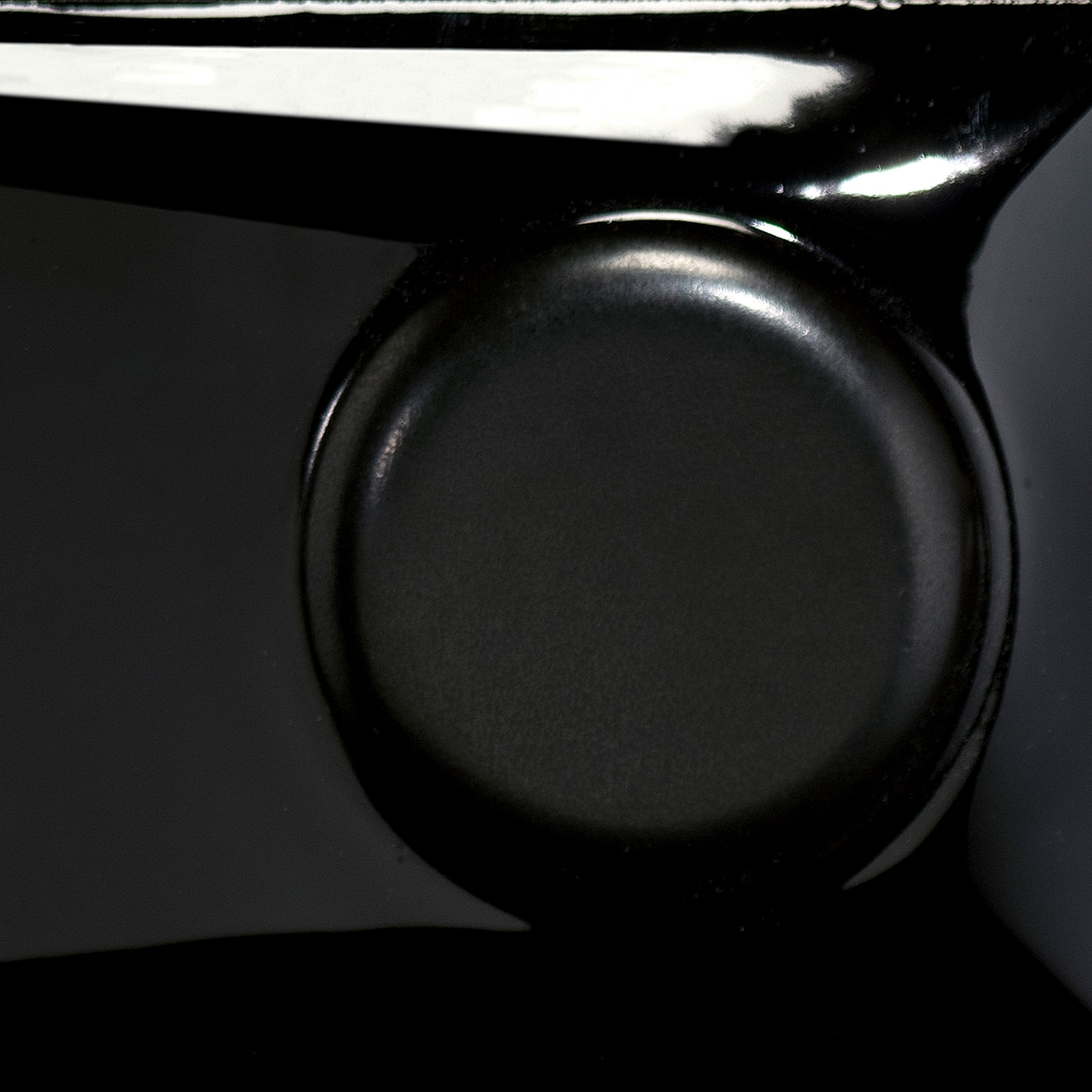 Display product Goccia | Double tune out black glossy from manufacturer Lea Ceramiche