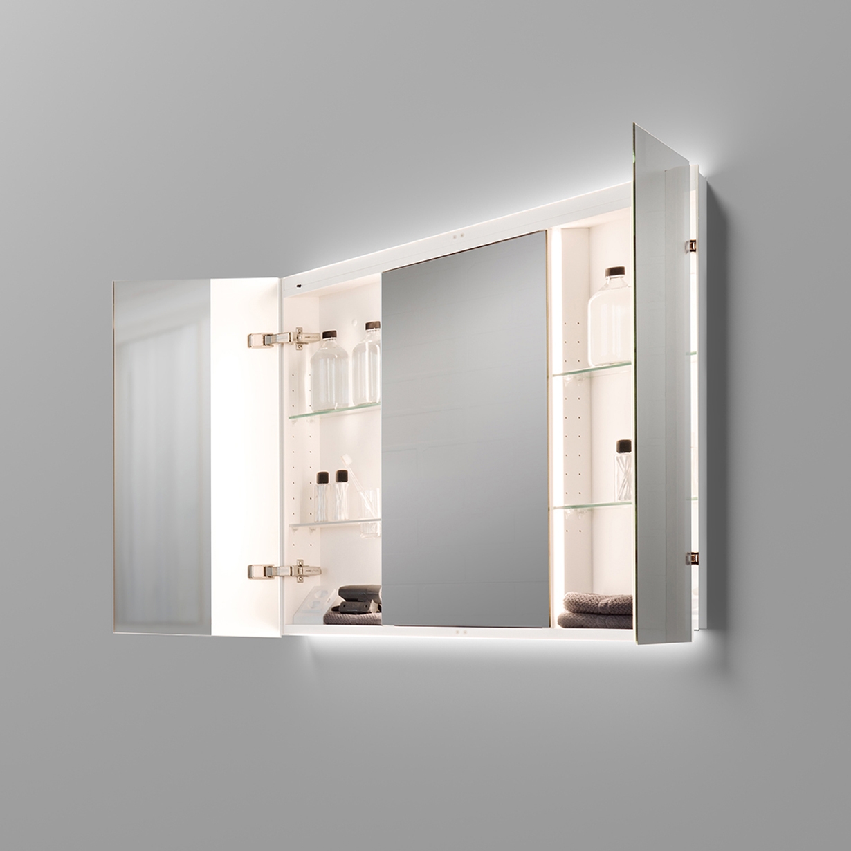 Display product reflect | Spiegelschrank from manufacturer talsee