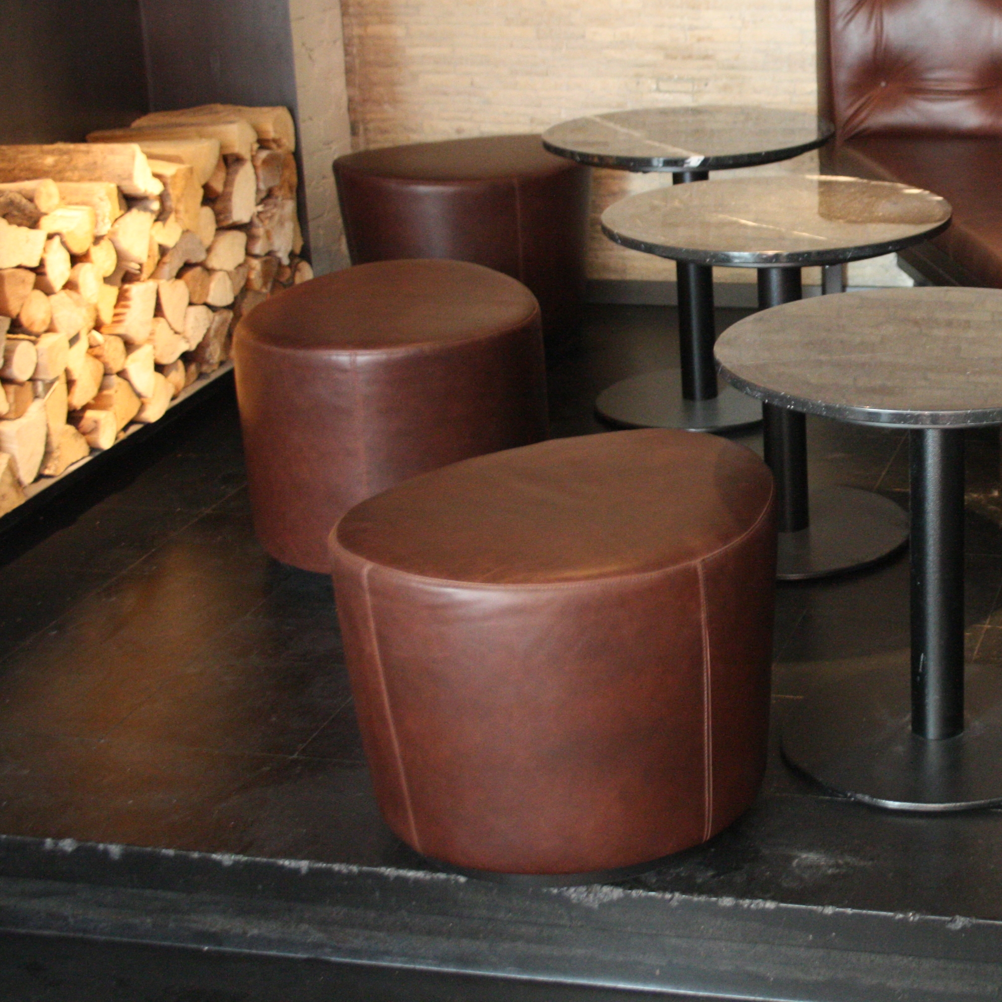 Display product L'Osteria Hannover | Pouf from manufacturer KURTH Manufaktur