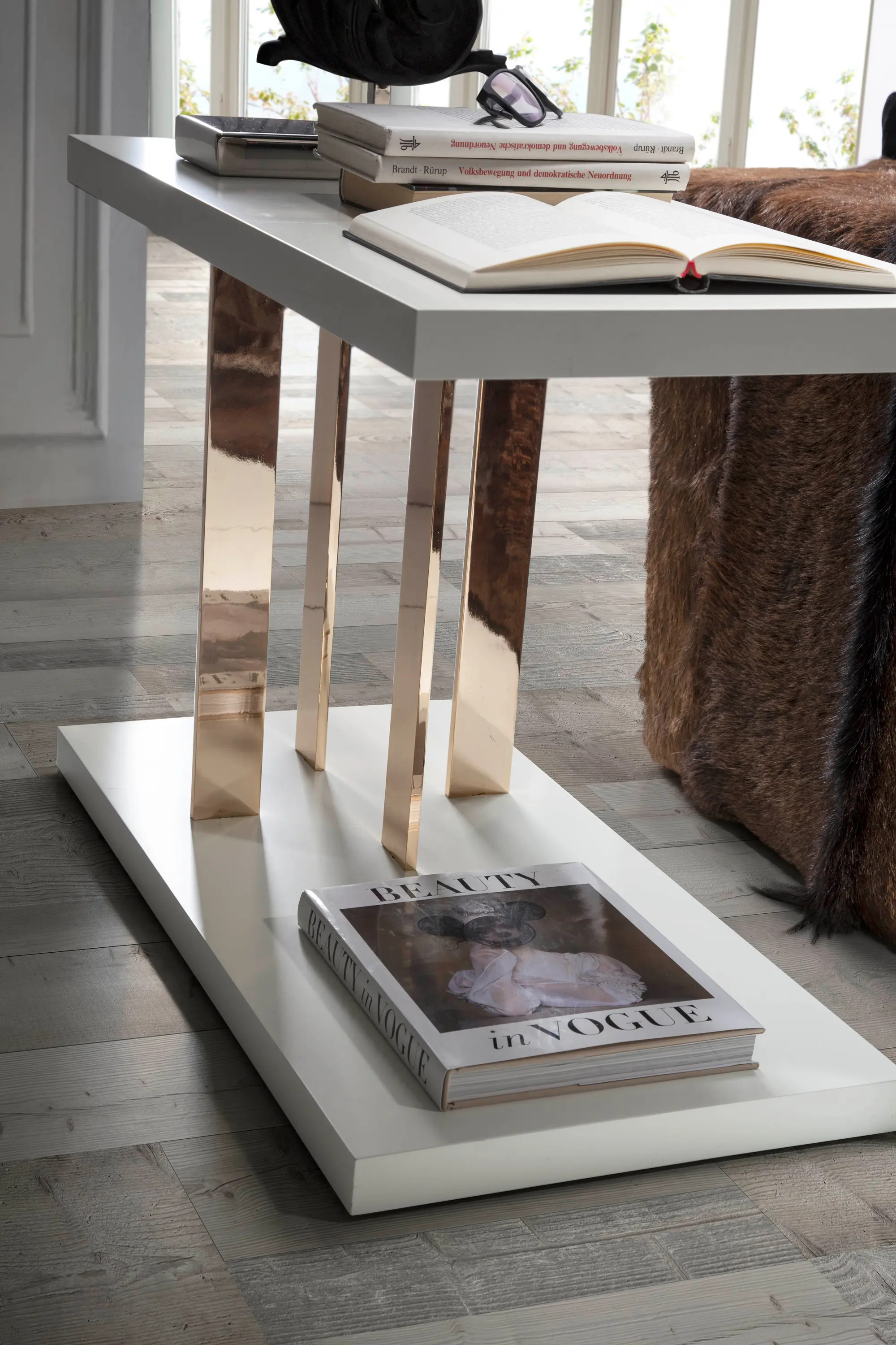 Ascensión Latorre - Millenium Side Table