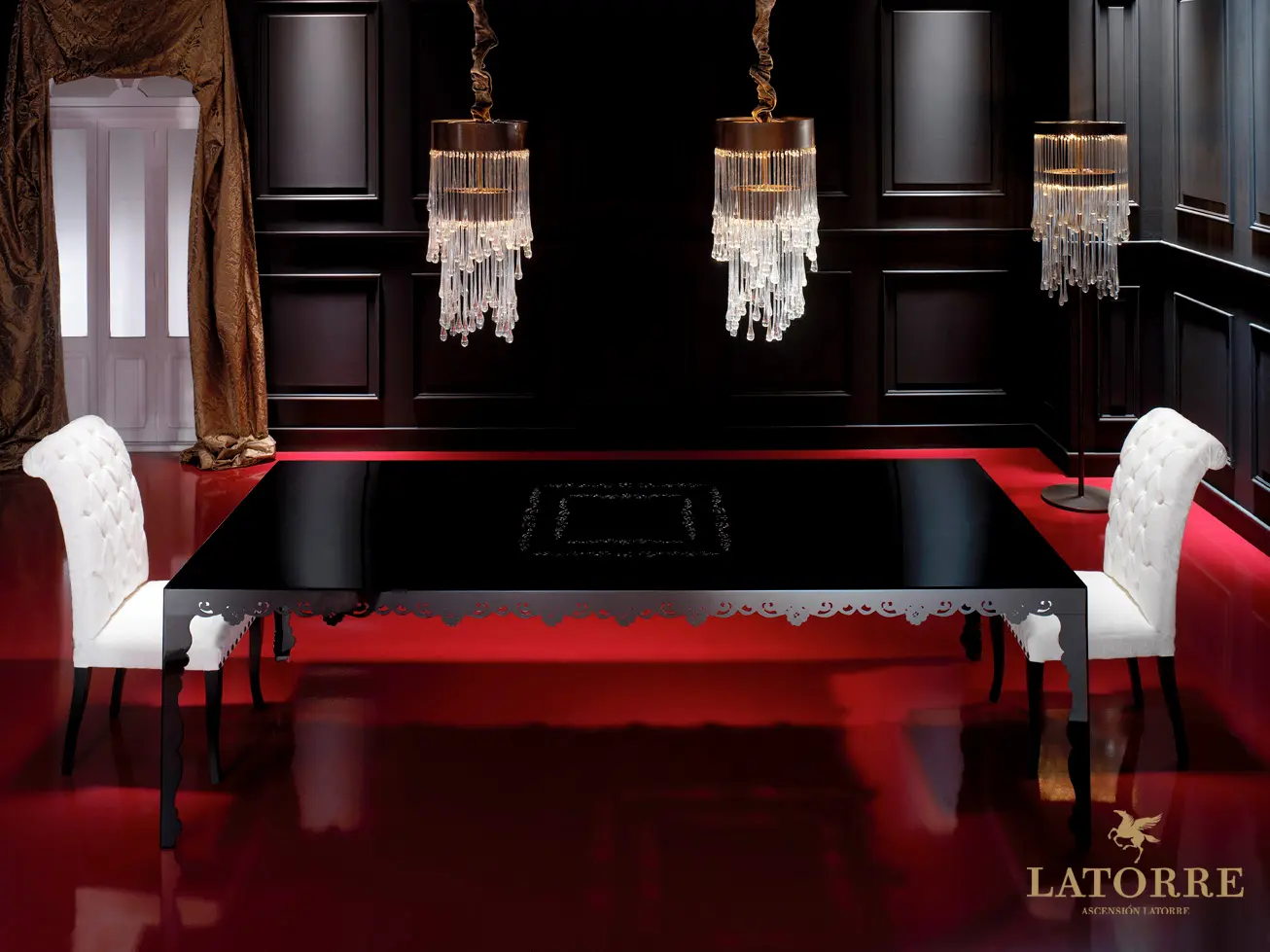 Ascensión Latorre - Protocolo Table