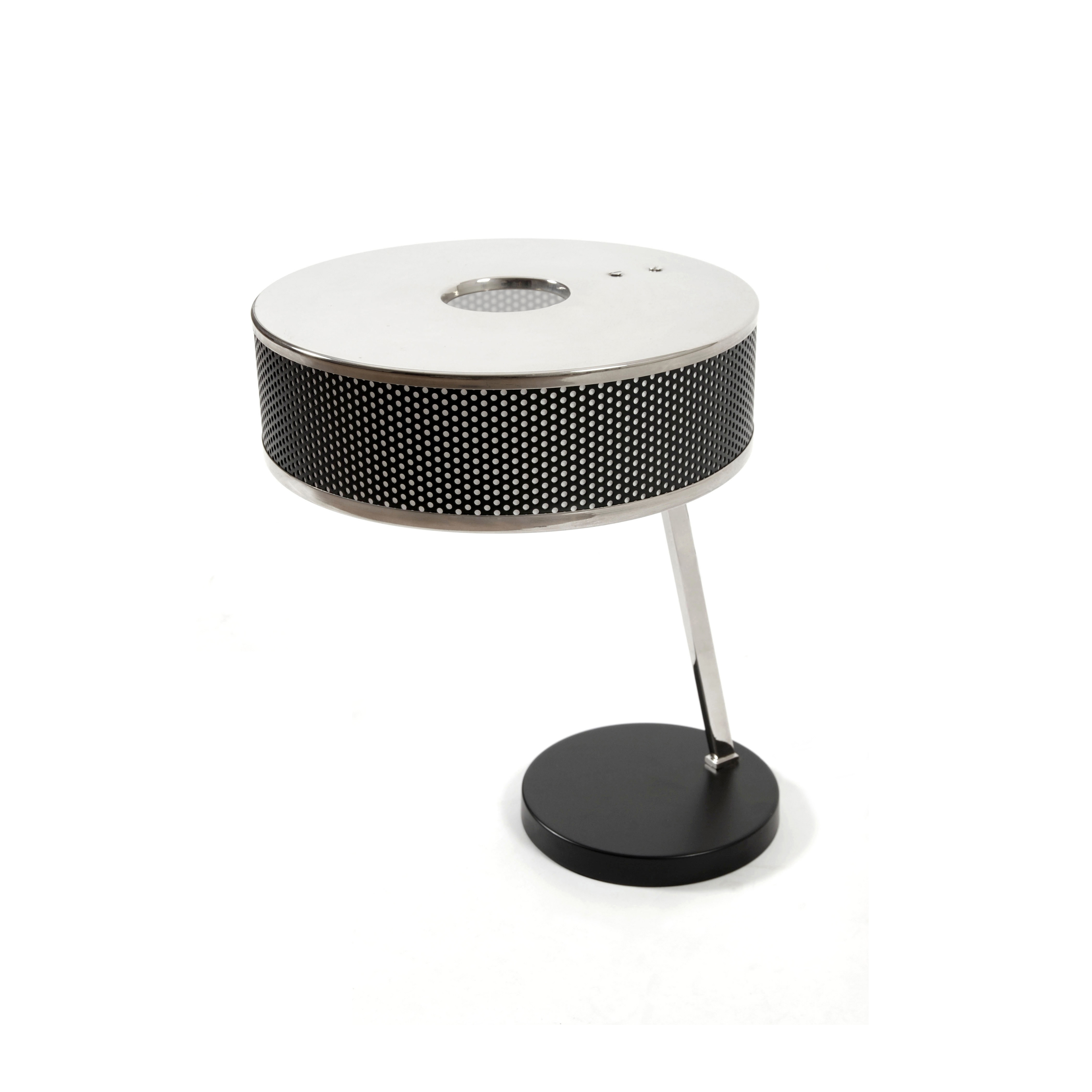 Mostrar el producto Marcus Table del fabricante Delightfull