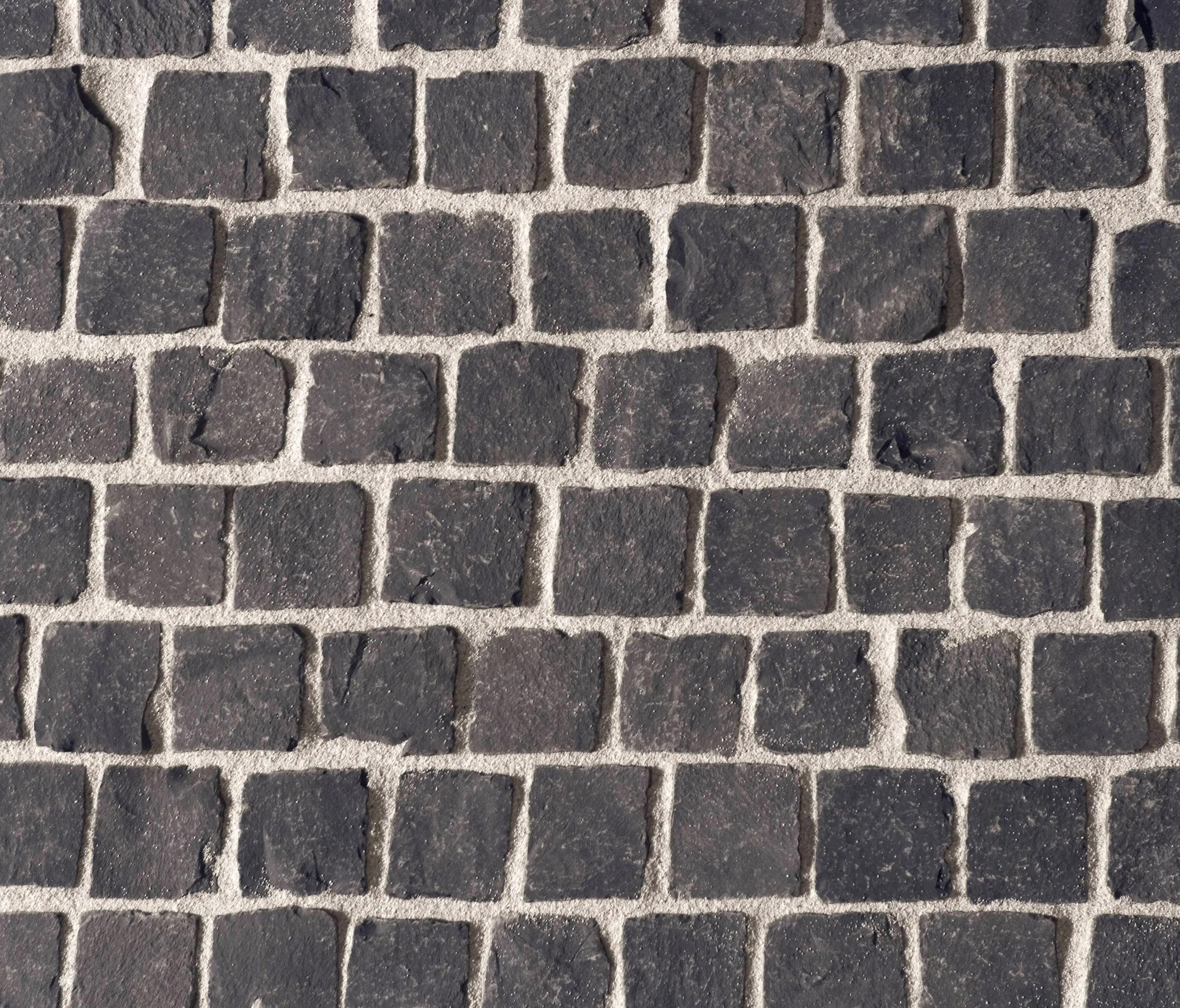 Metten - Basalt anthrazit Pflaster, gespalten