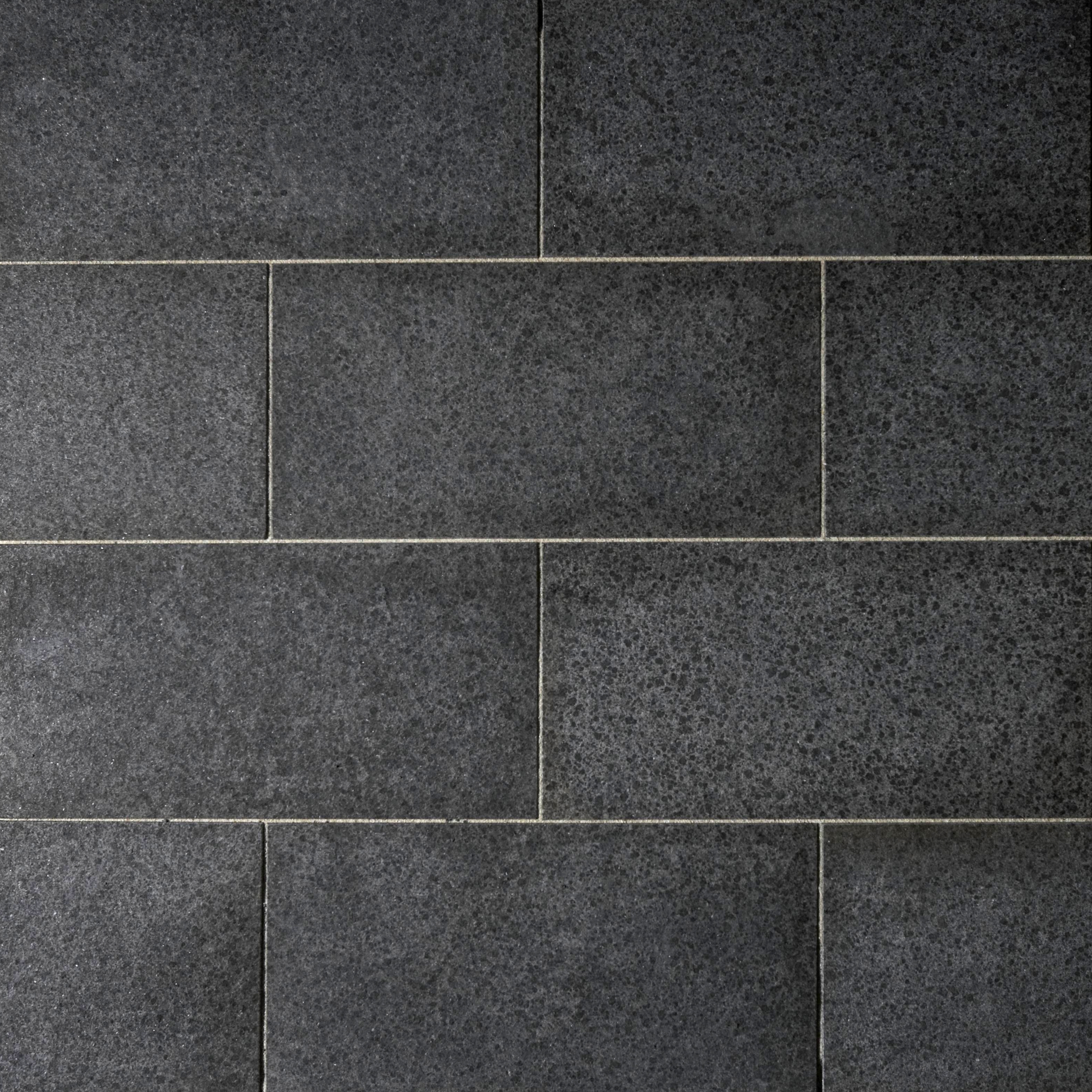 Basalt schwarz Platten, geflammt