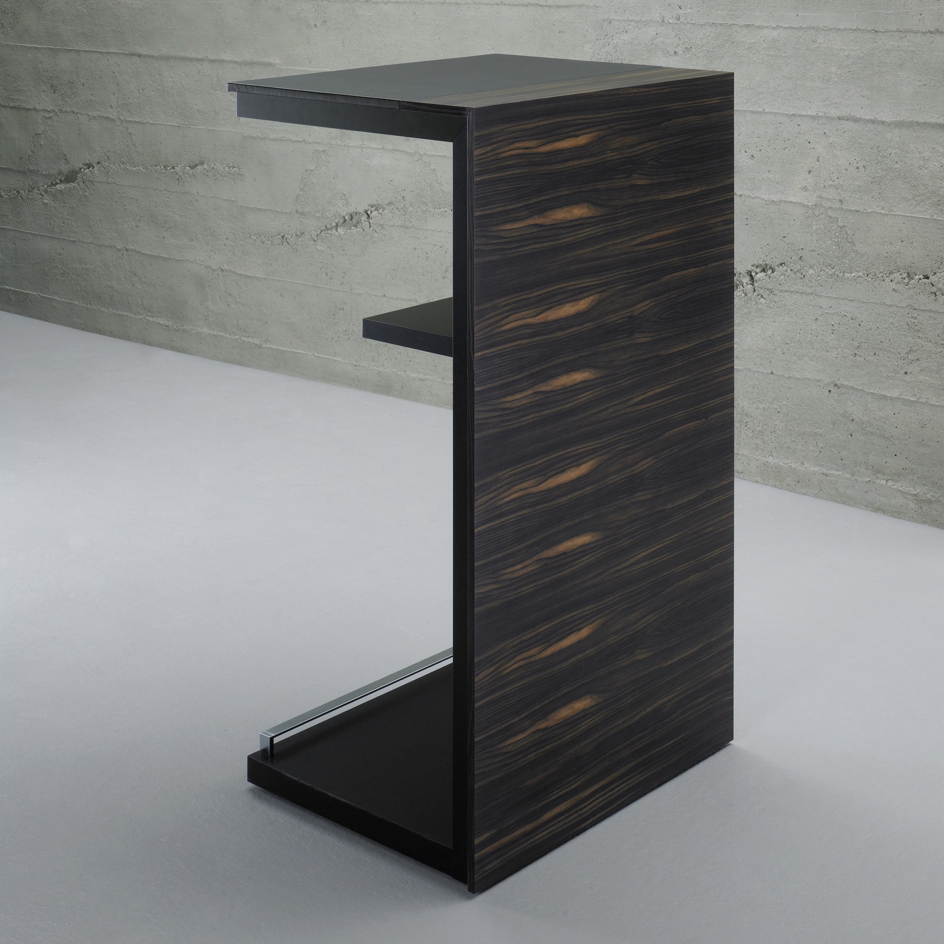 Display product Acuros from manufacturer Müller Manufaktur