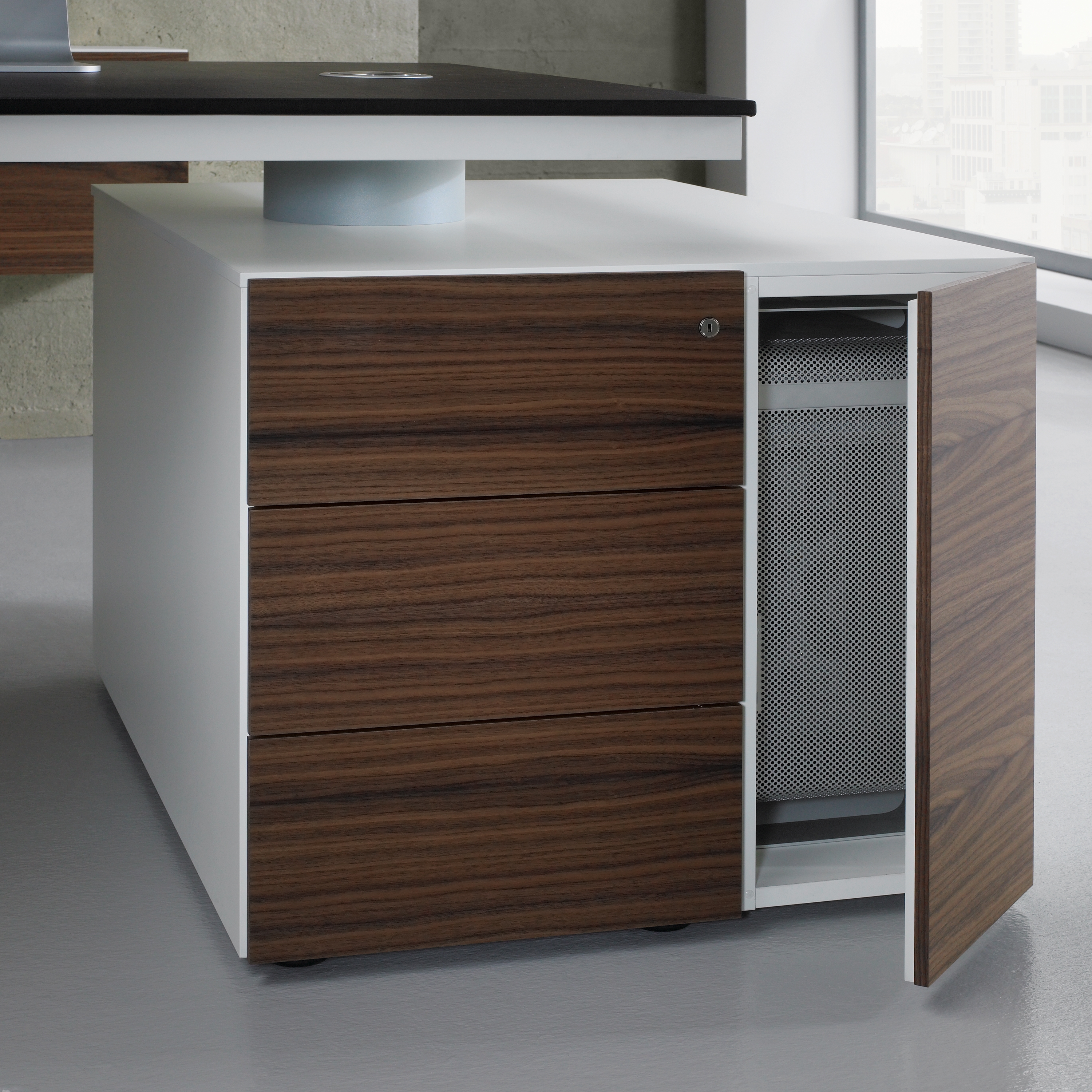 Display product Acuros from manufacturer Müller Manufaktur