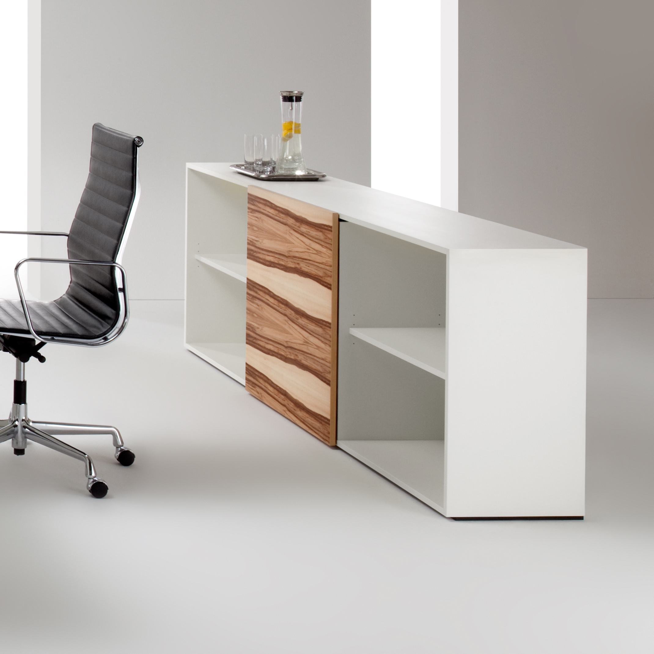 Display product LinieM from manufacturer Müller Manufaktur