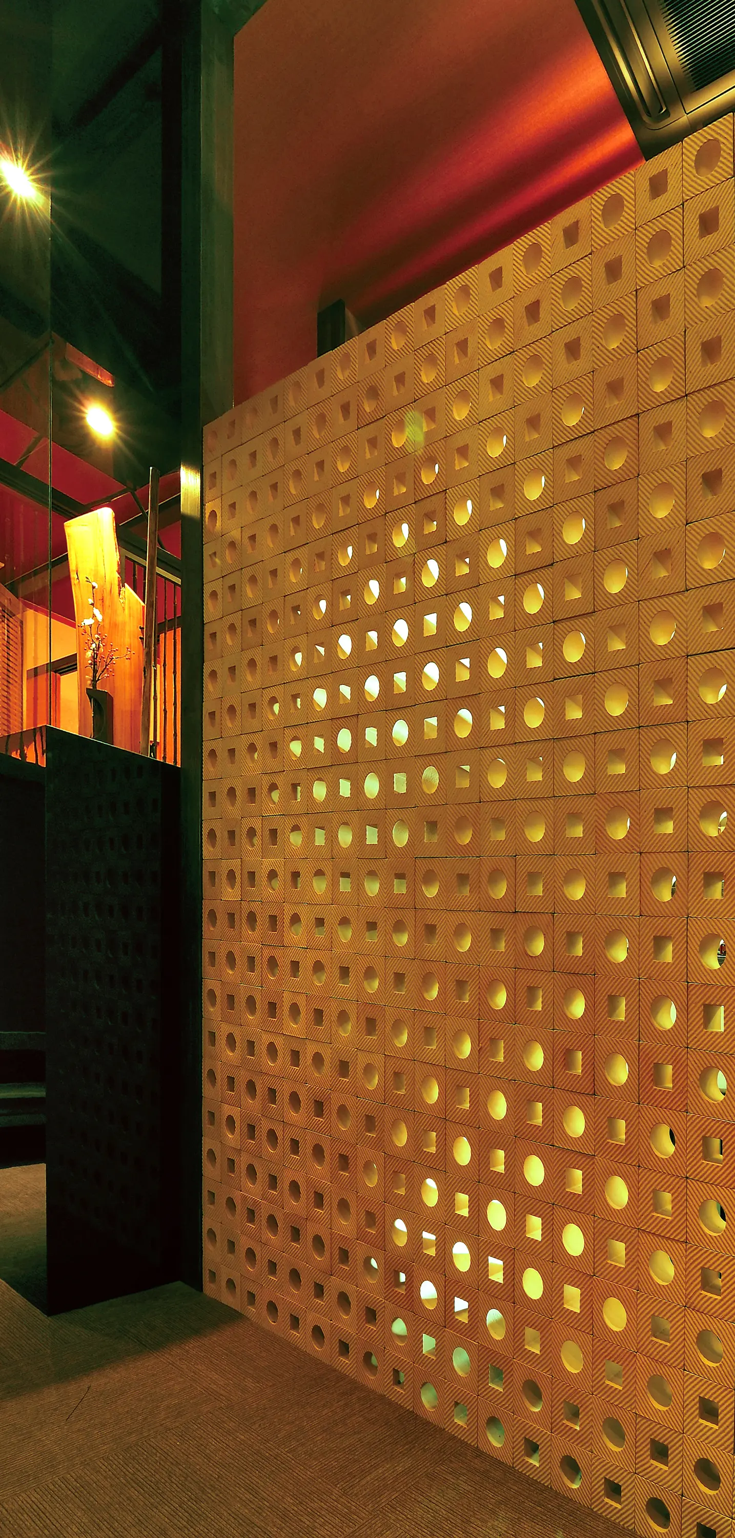 Kenzan - Porous block 100 in-situ