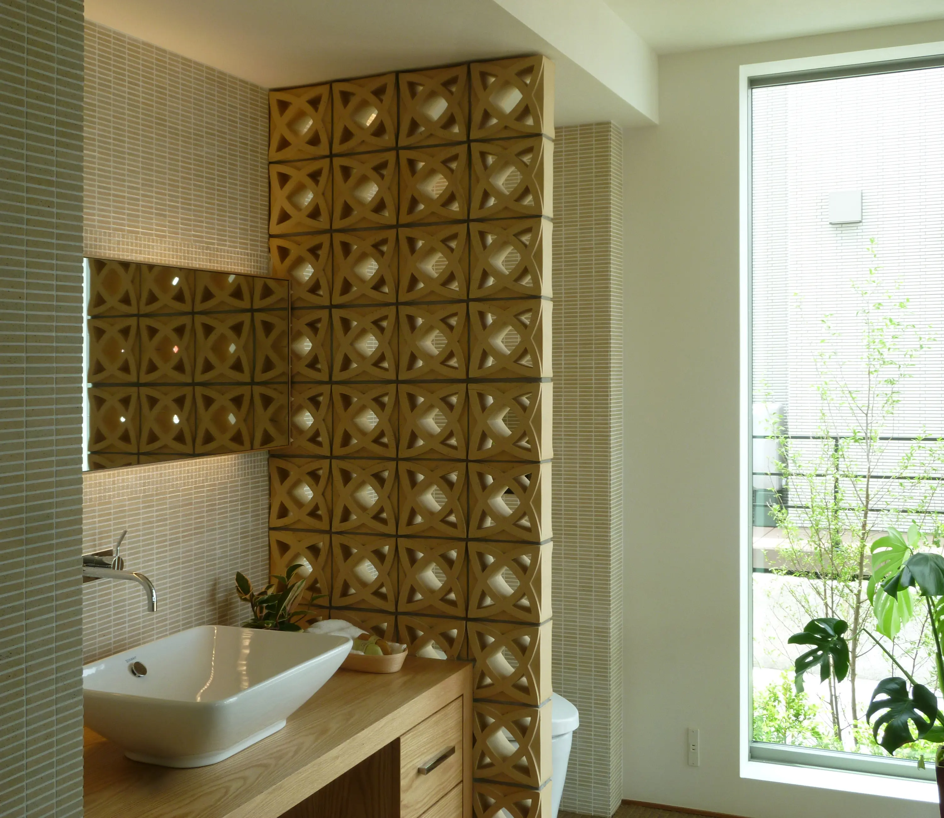 Kenzan - Porous block 200 in-situ