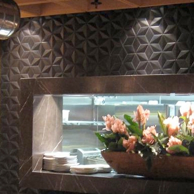 Mostra il prodotto Hishigata in-situ del produttore Kenzan