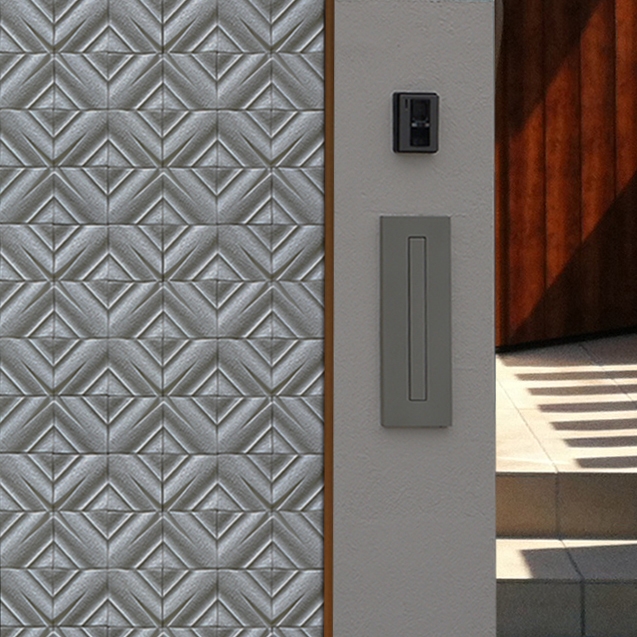 Display product 204 classical model in-situ from manufacturer Kenzan