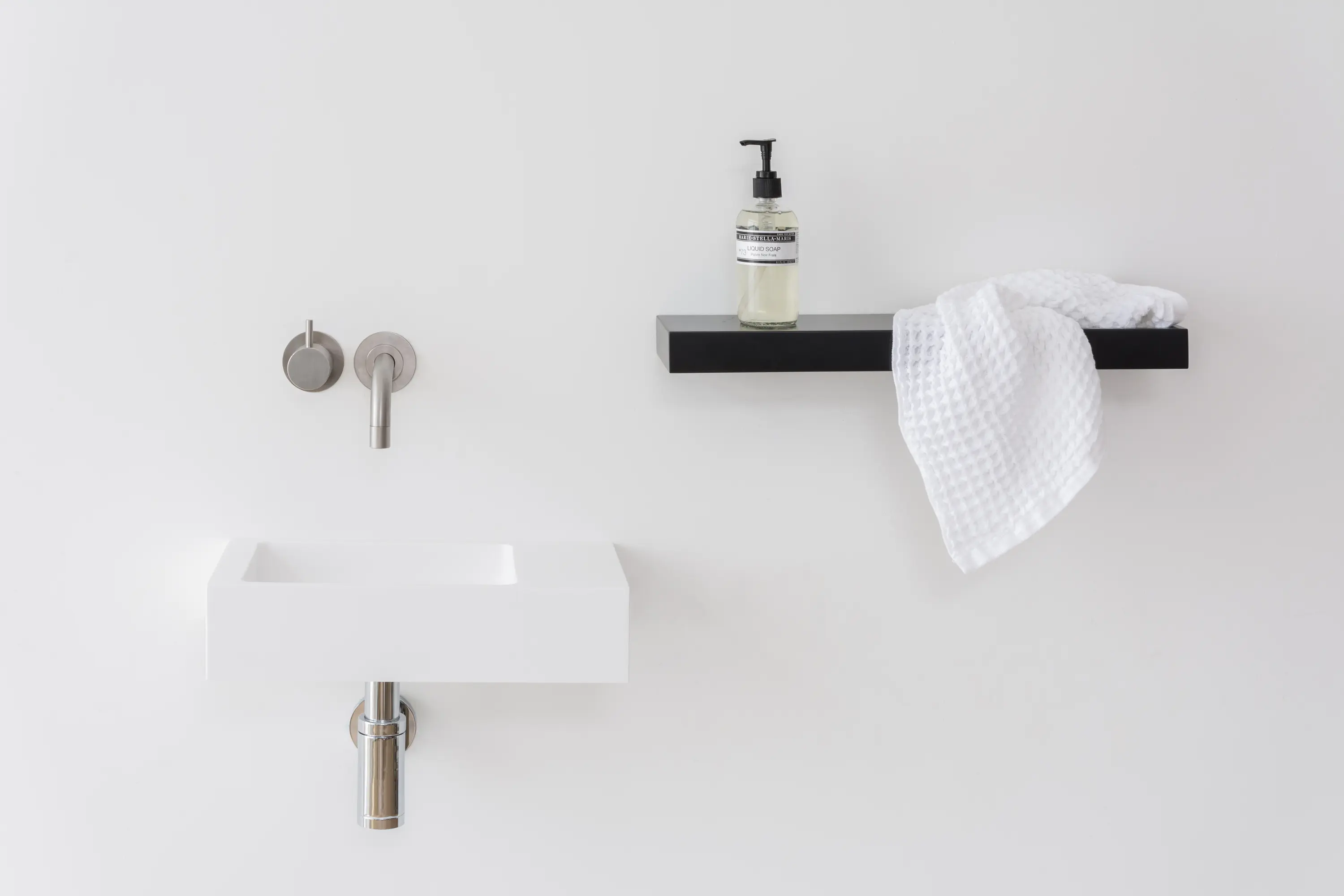 Not Only White - Base basin