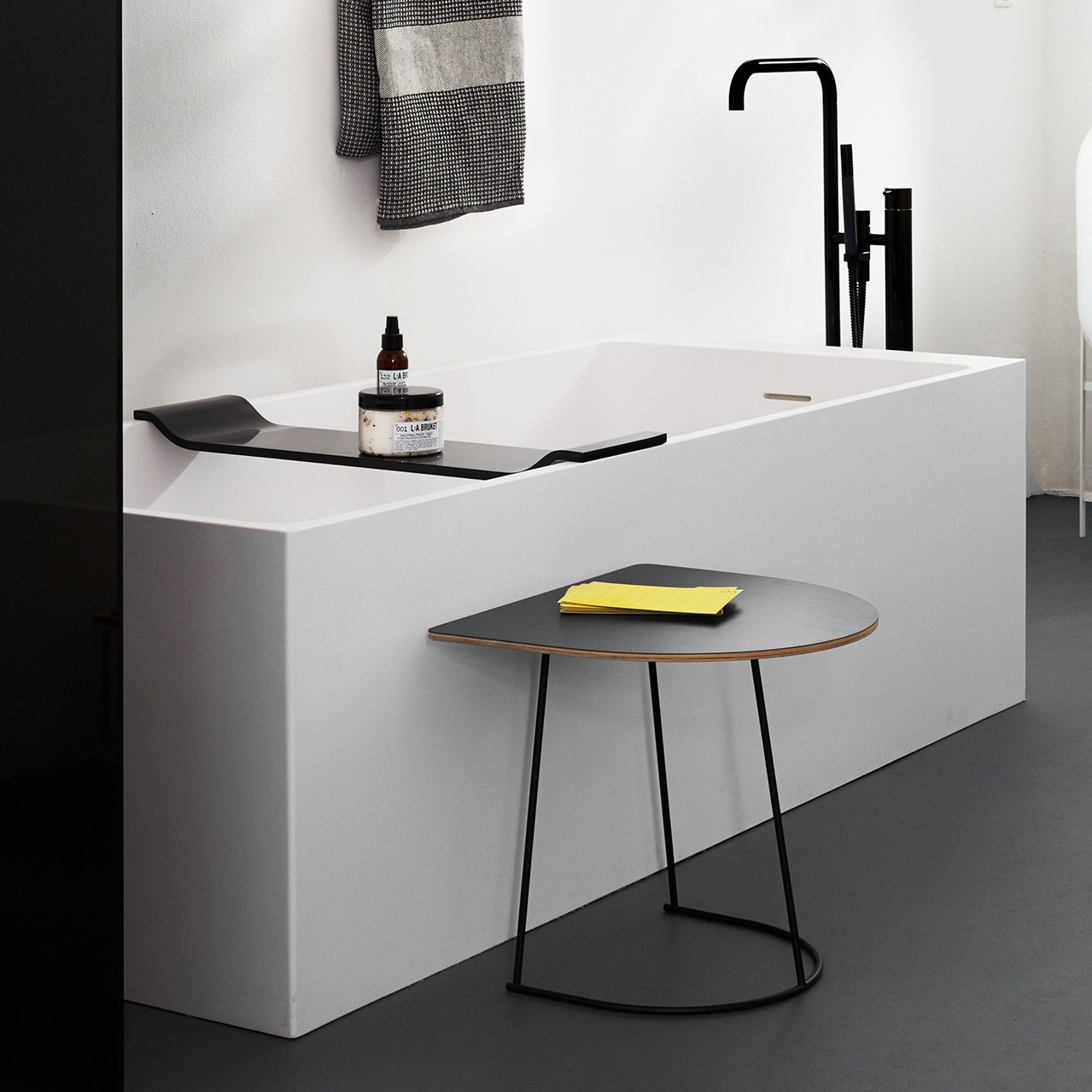 Produkt Axis Badewanne des Herstellers Not Only White anzeigen