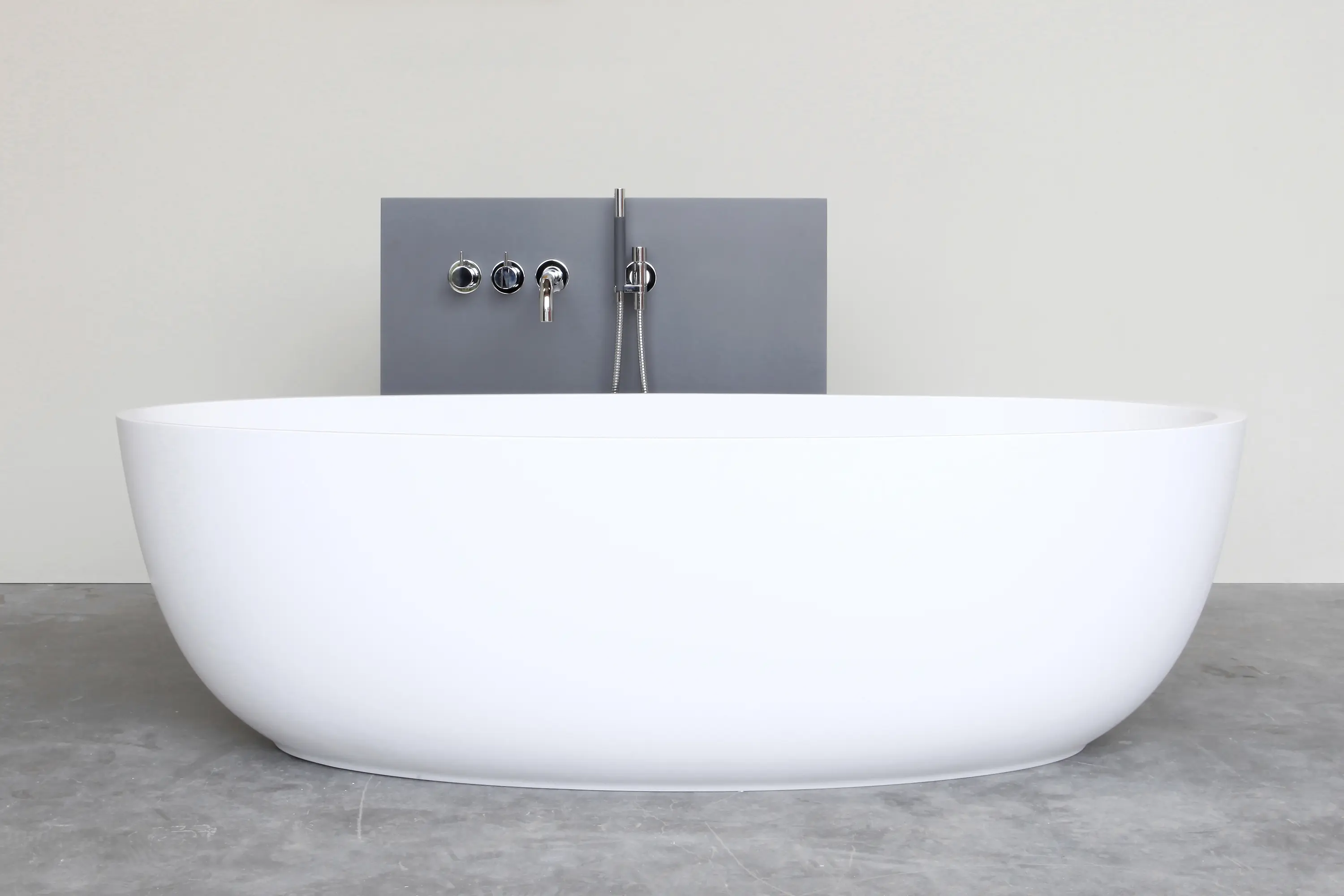 Not Only White - Loop Badewanne