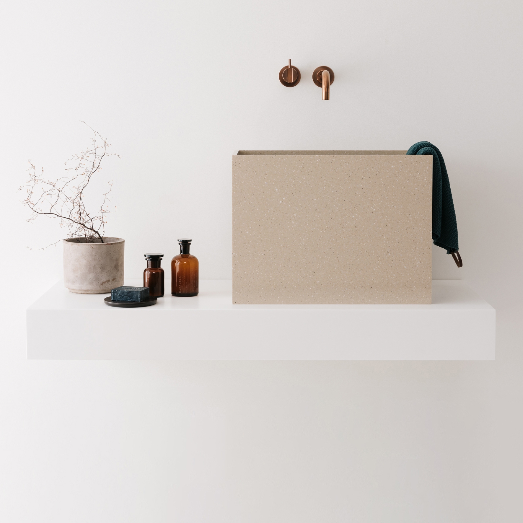 Produkt Fall Waschbecken des Herstellers Not Only White anzeigen