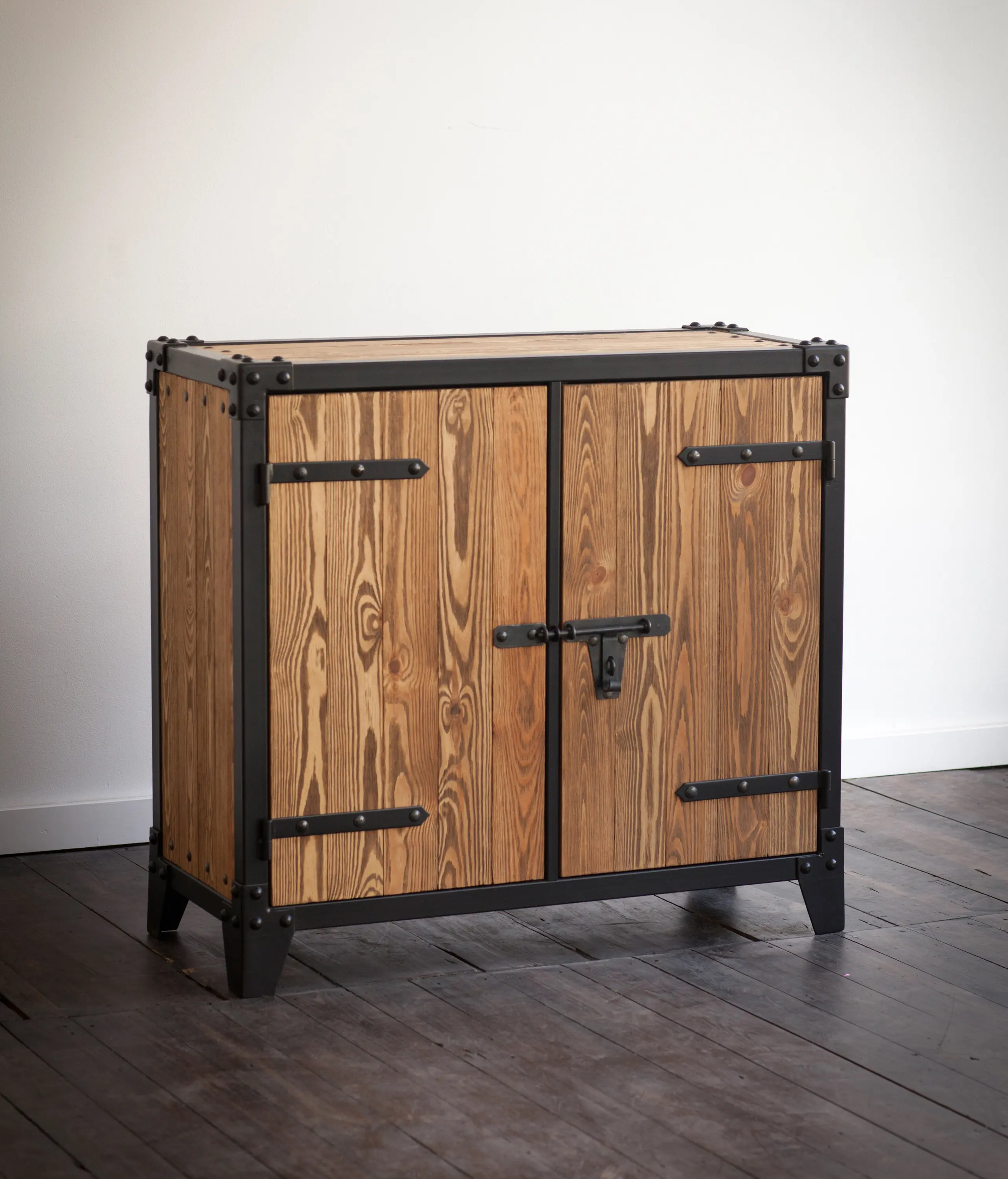Noodles Noodles & Noodles CORP. - SIDEBOARD PX WOOD