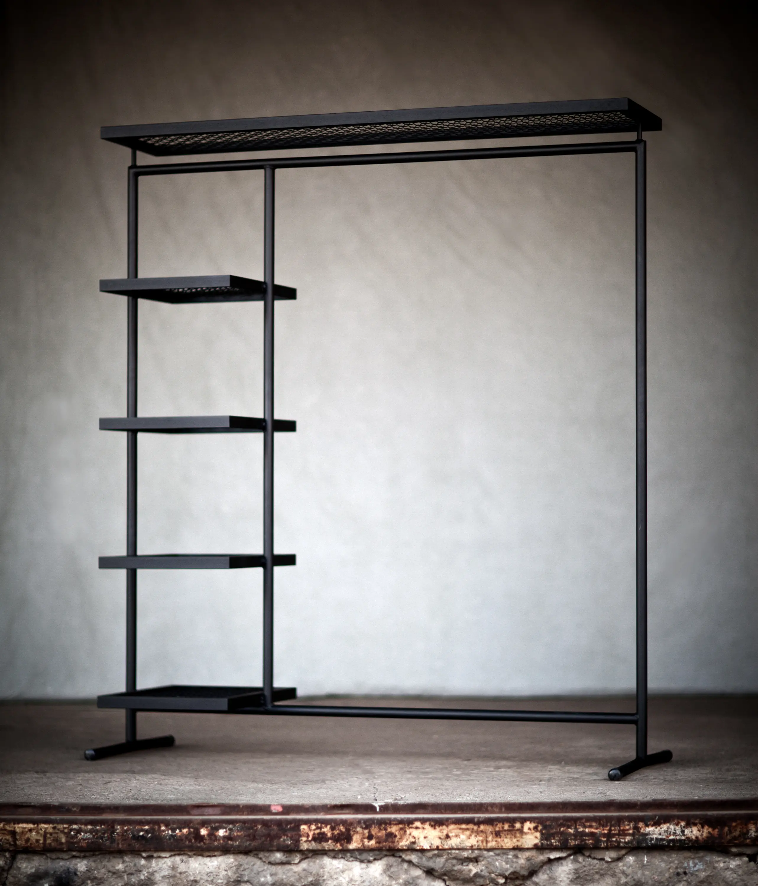 Noodles Noodles & Noodles CORP. - CLOTHINGRACK 3 MESH