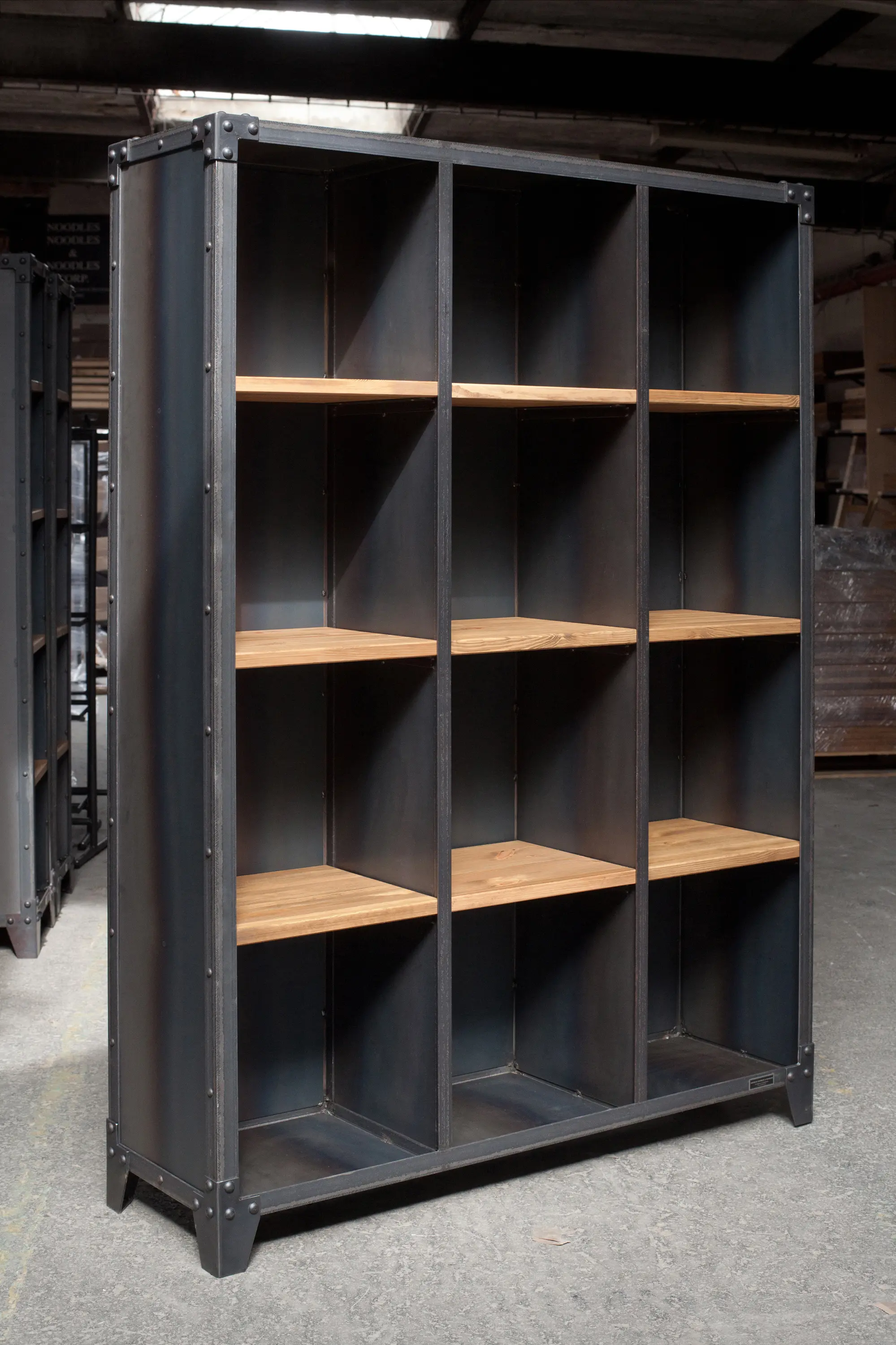 Noodles Noodles & Noodles CORP. - SHELF PX STEEL