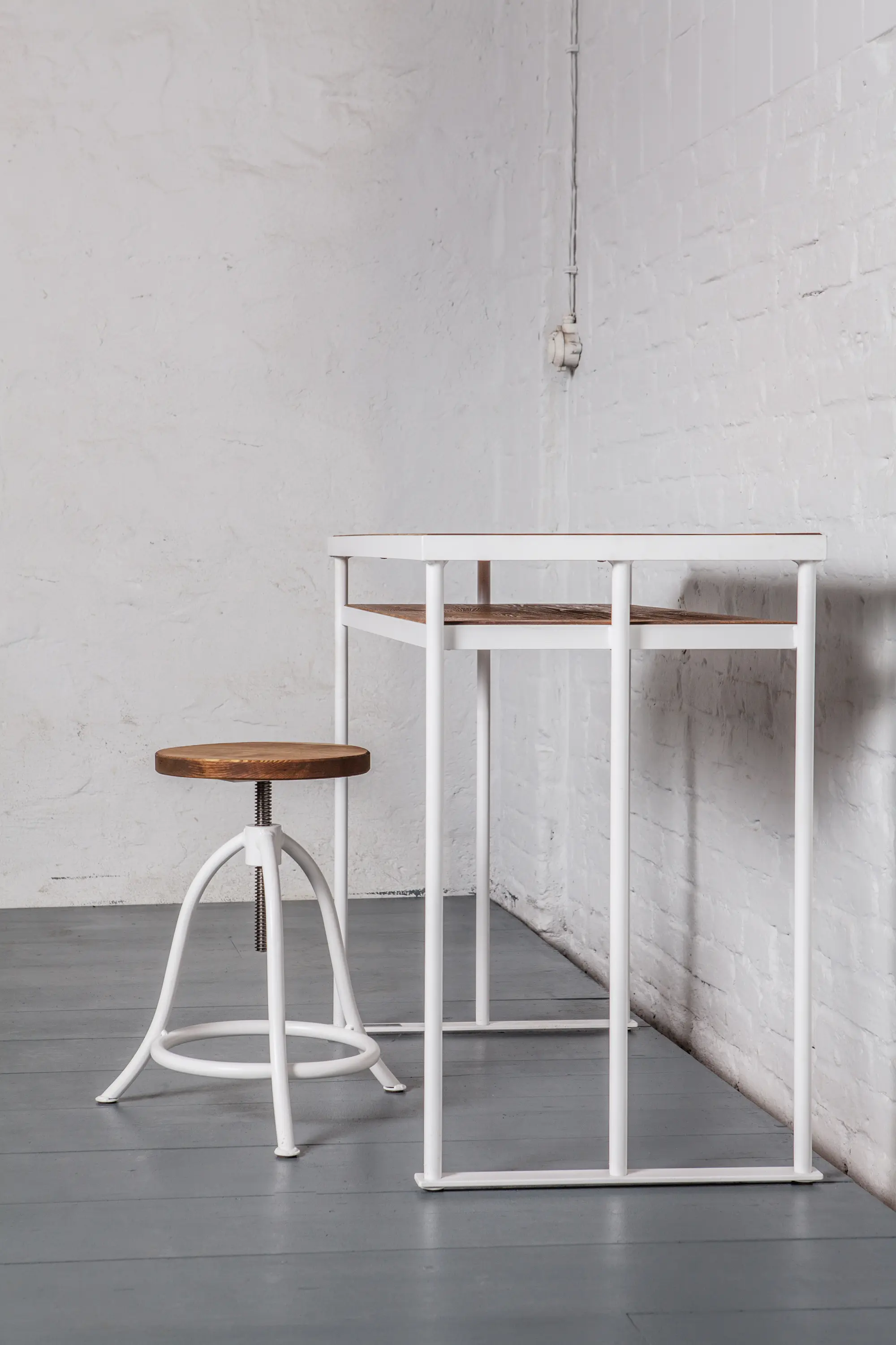 Noodles Noodles & Noodles CORP. - DESK JH