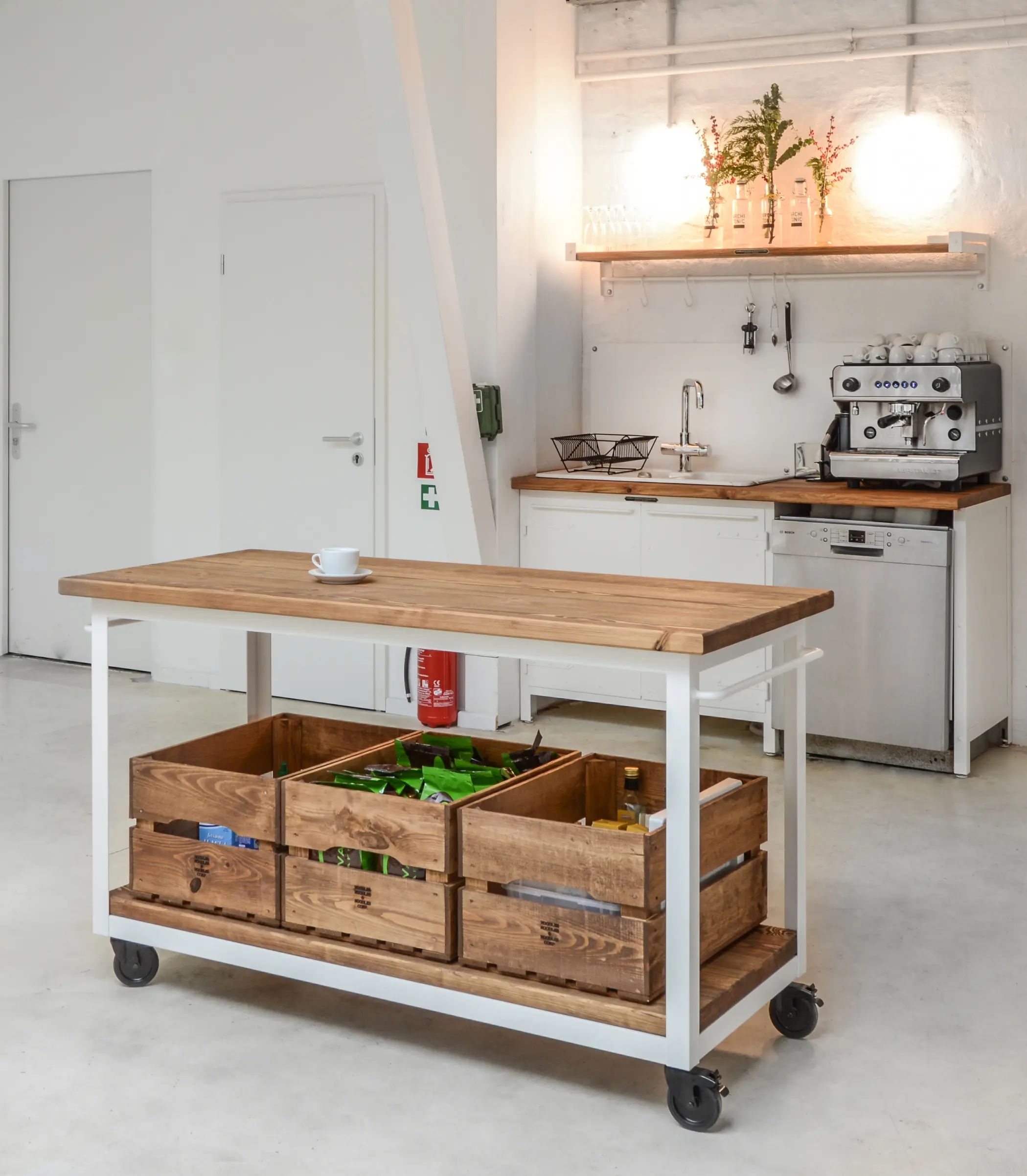 Noodles Noodles & Noodles CORP. - WORKTABLE WHEELS