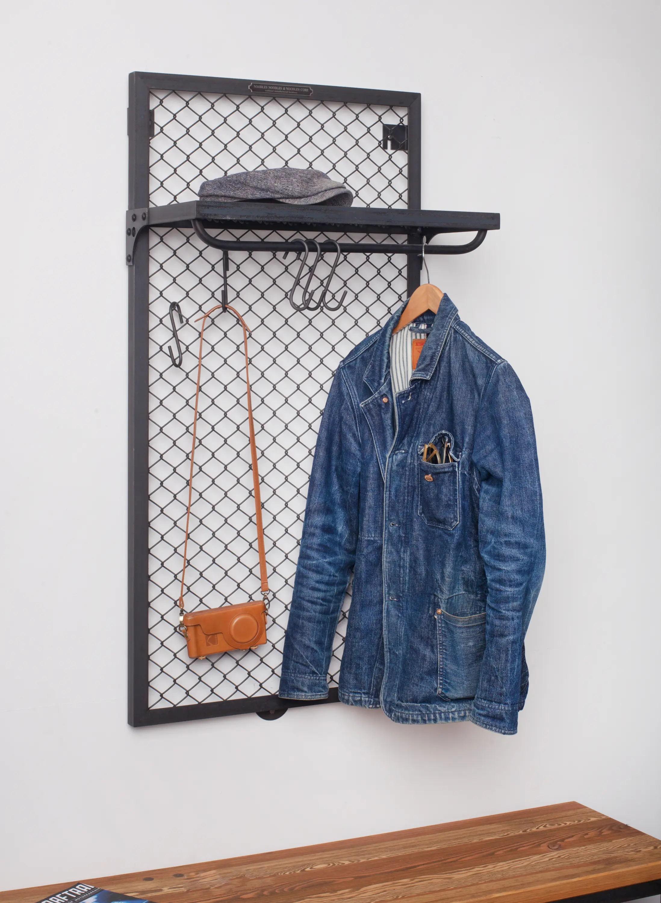 Noodles Noodles & Noodles CORP. - WANDGARDEROBE MESH