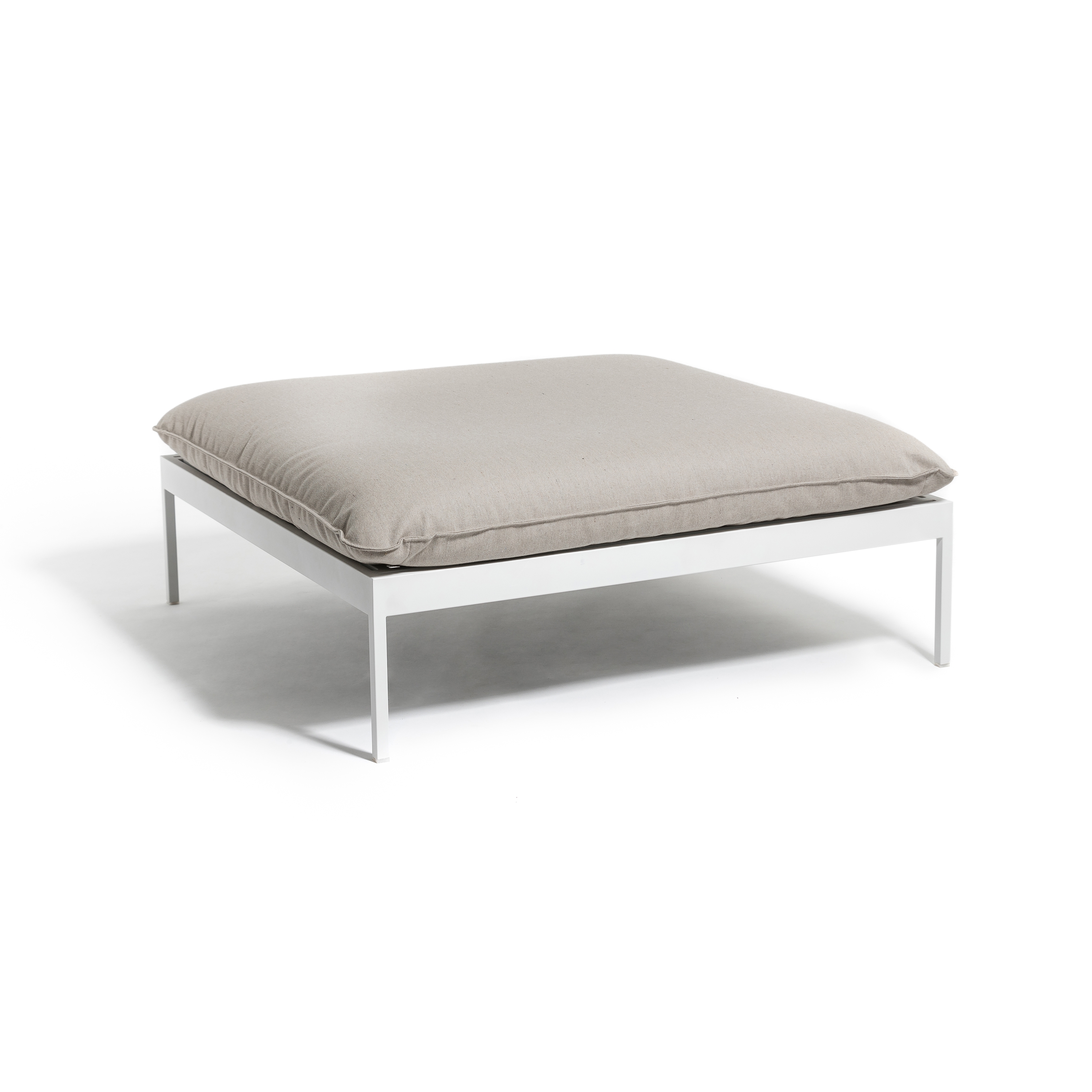 Display product Bönan lounge ottoman from manufacturer Skargaarden