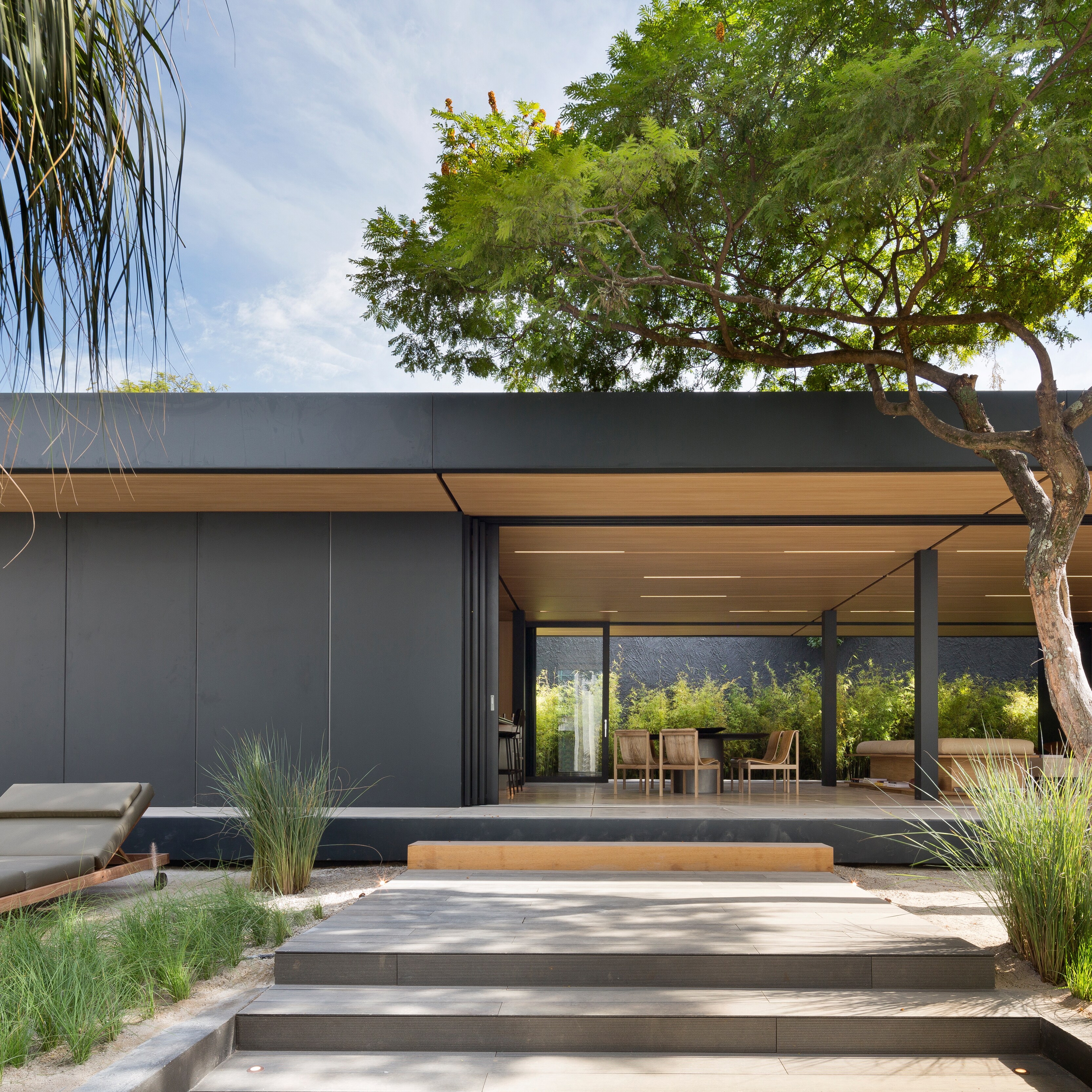 3M™ DI-NOC™ Architectural Finishes Exterior Series