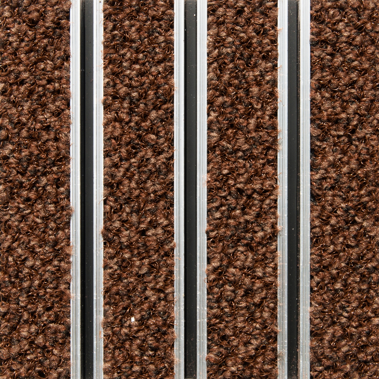 Display product 3M™ Nomad™ Optima+ Closed Construction from manufacturer 3M