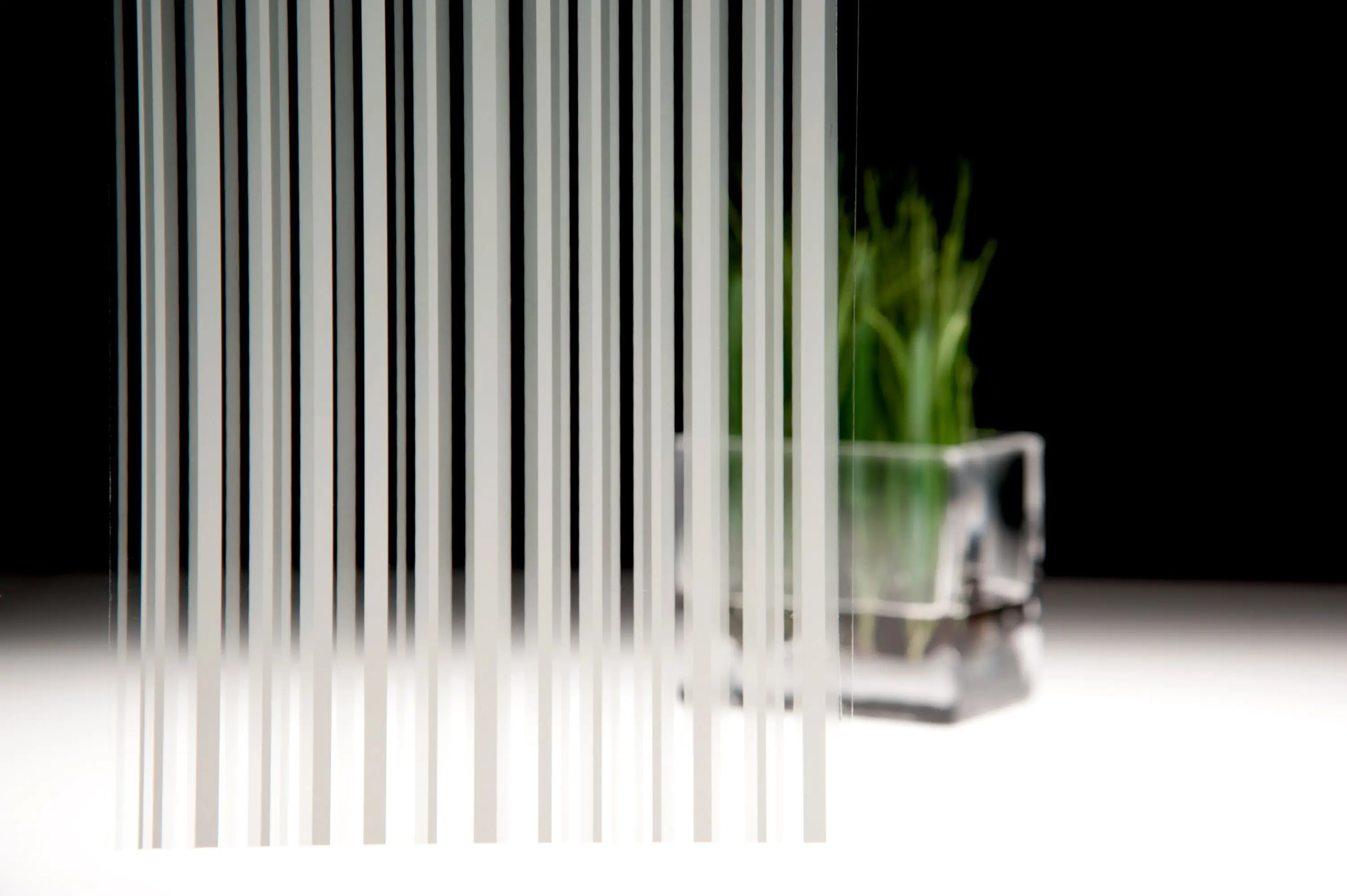 3M - 3M™ FASARA™ Glass Finish Stripe, SH2BKAP, Alpa Black, 1270 mm x 30 m