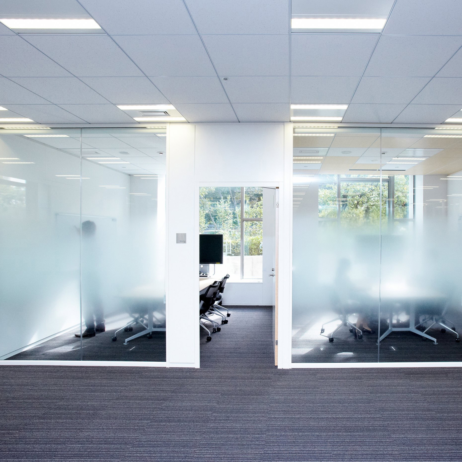 Produkt 3M™ FASARA™ Glass Finish Gradation, SH2FGCL, Cloud, 1524 mm x 30 m des Herstellers 3M anzeigen