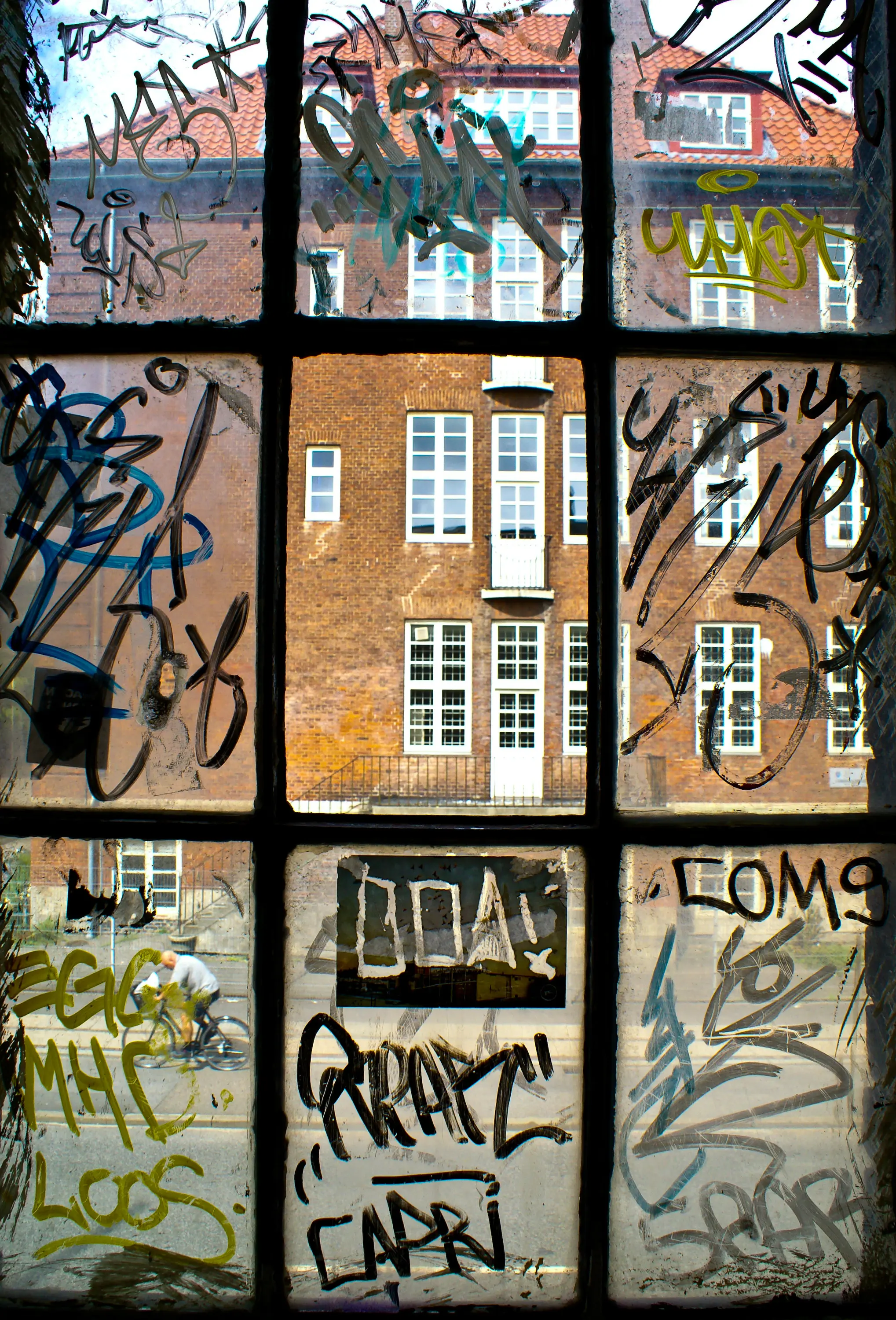 3M - 3M™ Anti-Graffiti Film, 4 Mil, 1524 mm x 30.48 m