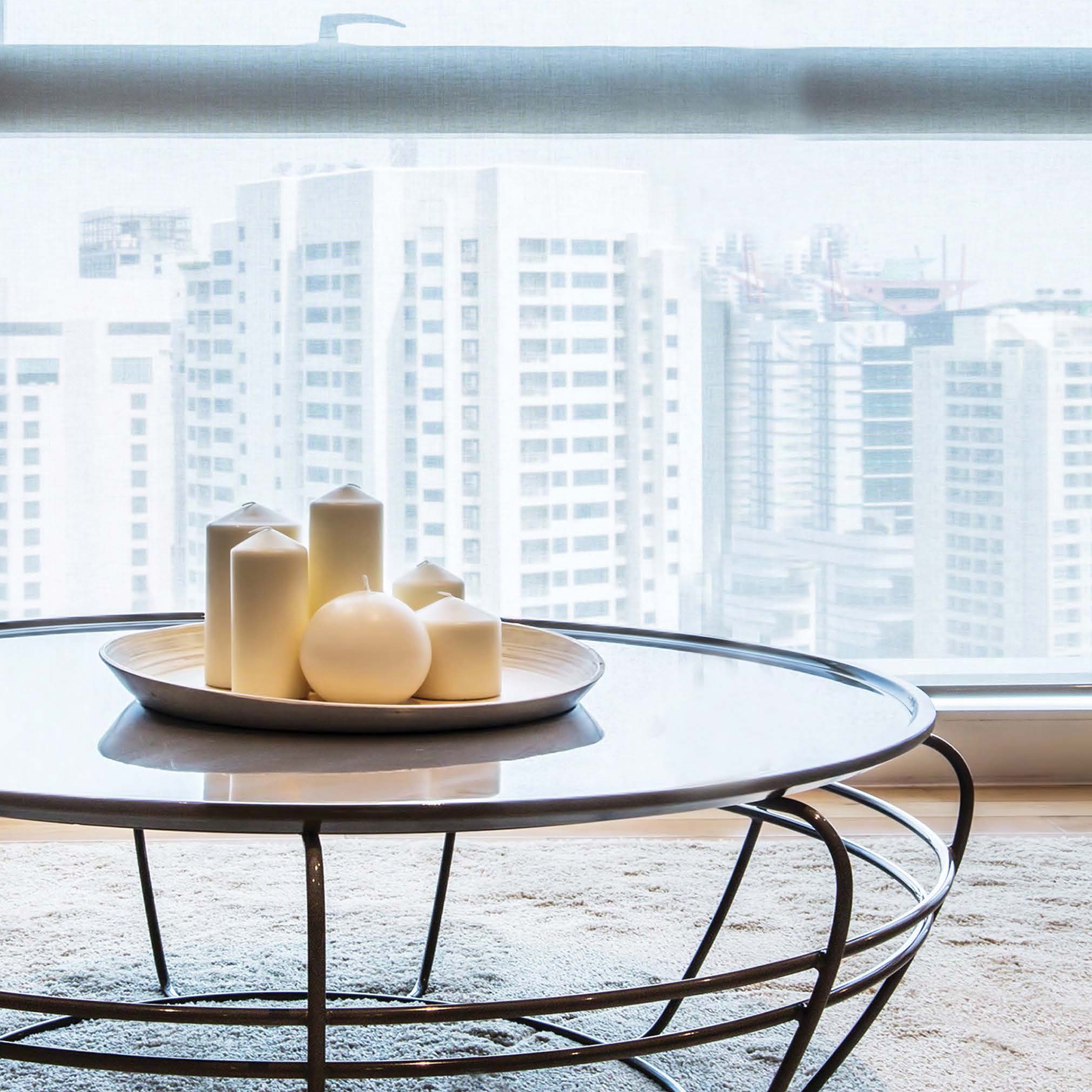 Display product 3M™ Scotchshield™ Safety and Solar Window Film, Ultra Prestige Series, S 70, 1520 mm x 30.5 m from manufacturer 3M