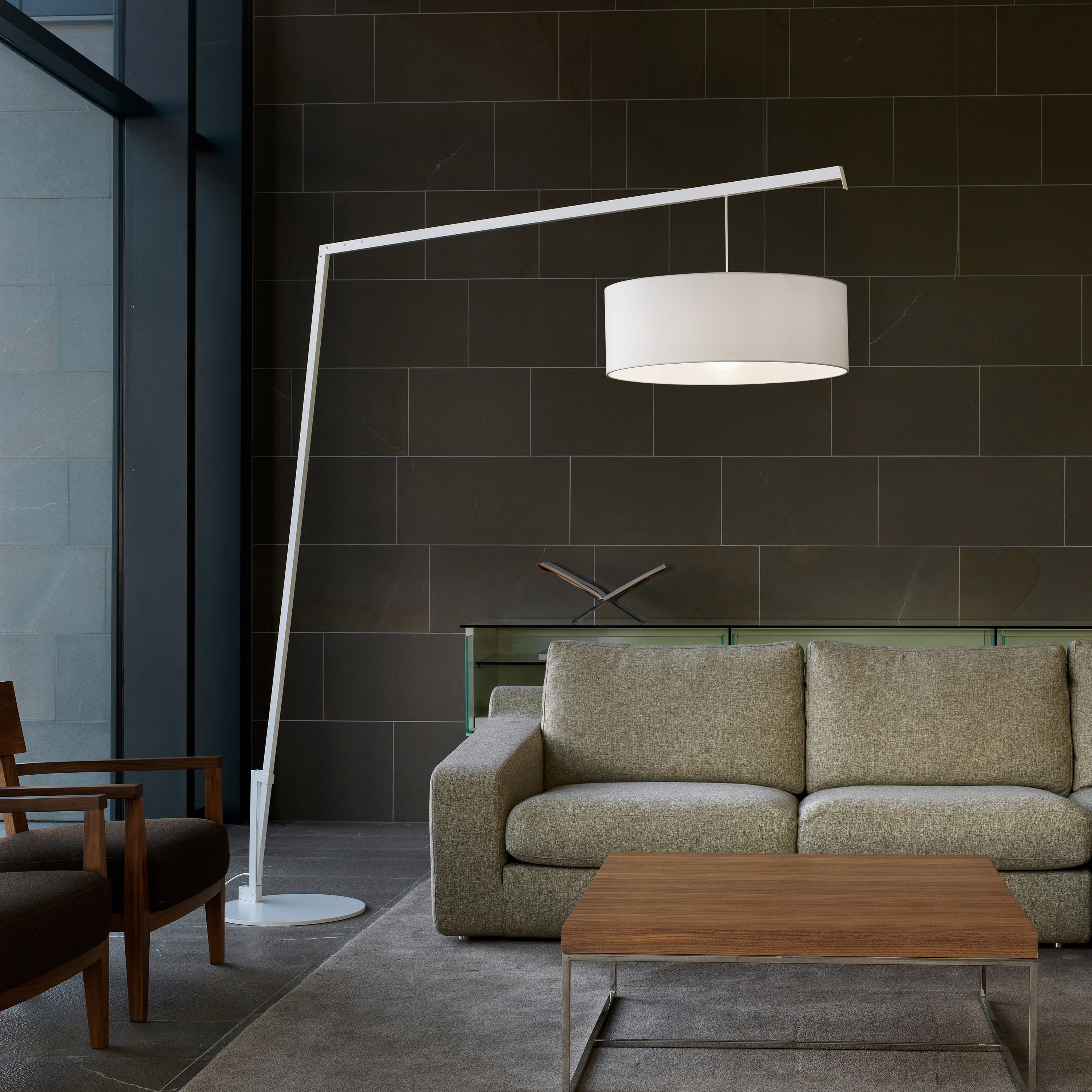 FLOOR LAMPS