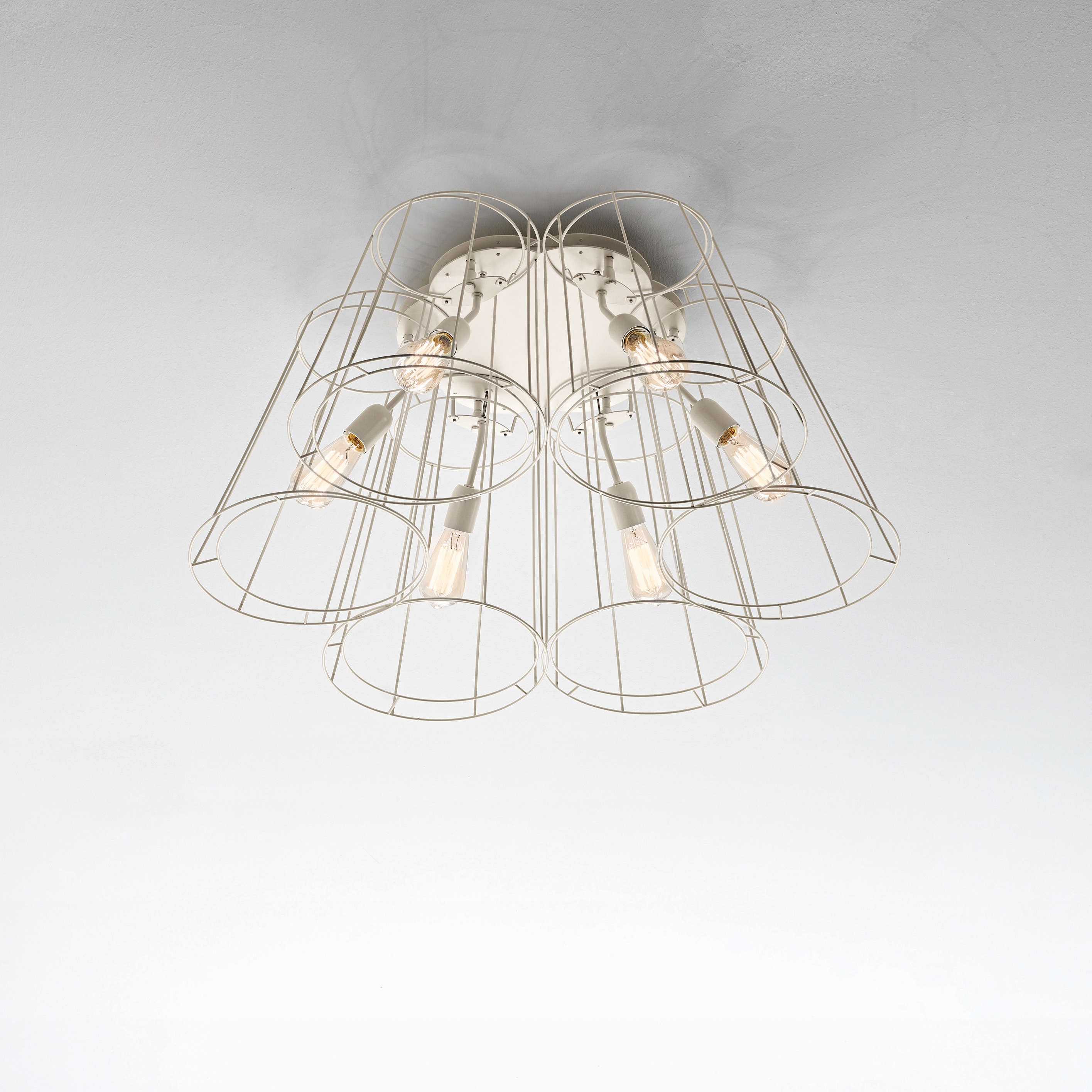 Mostrar el producto Florinda Desnuda del fabricante MODO luce