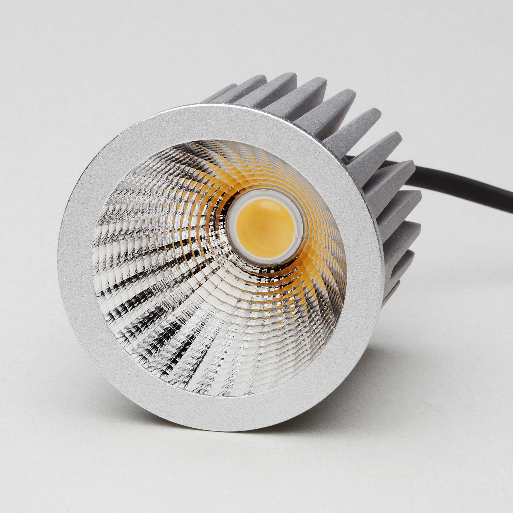 INSTALLATION CEILING LIGHT FITTINGS