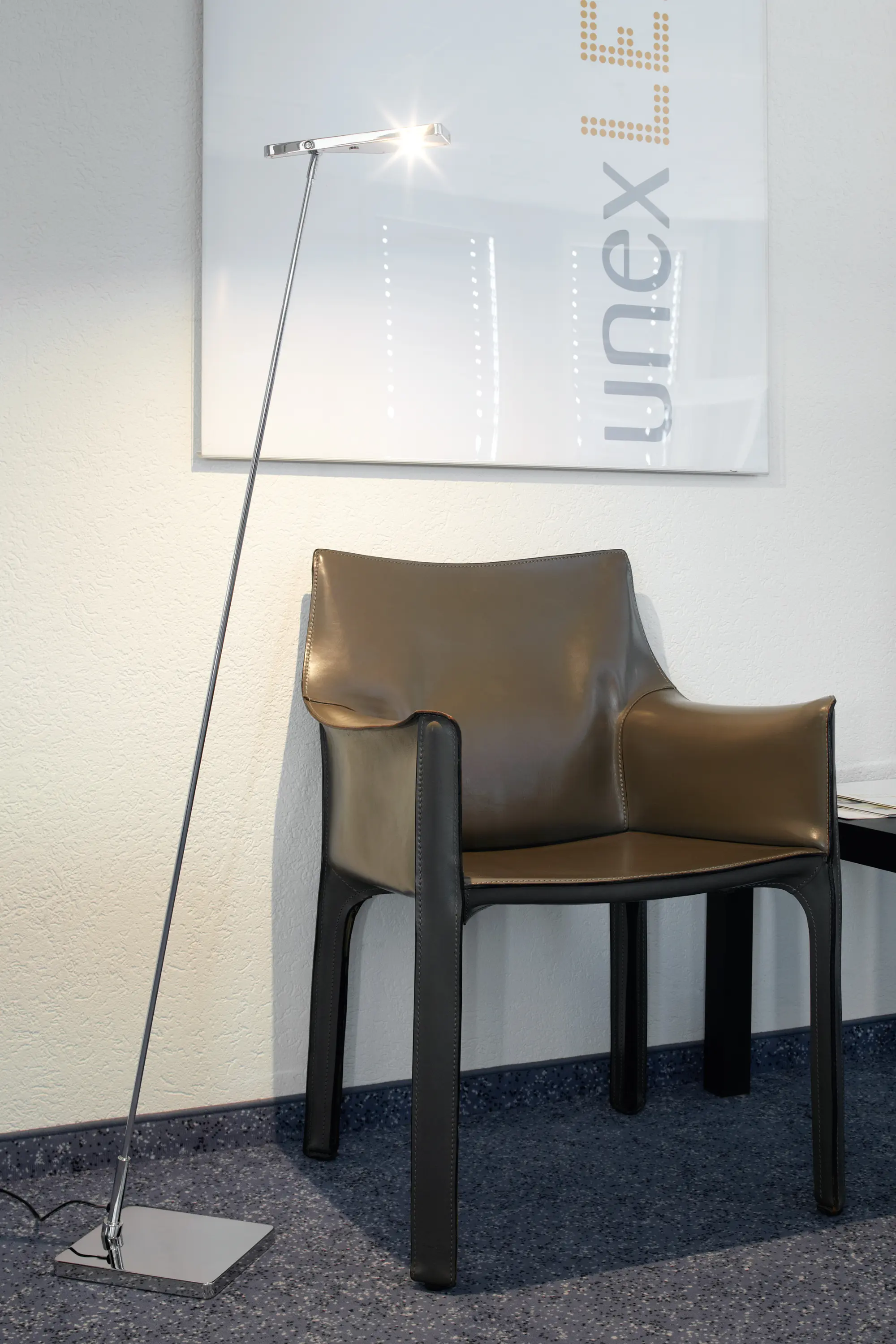 UNEX - Mandarin LED Table lamp