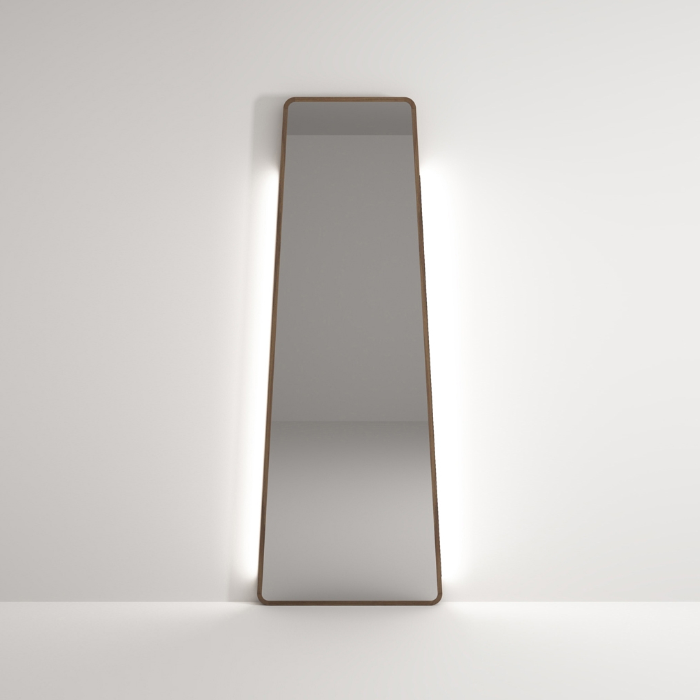 Mostra il prodotto Totem big mirror del produttore Idi Studio