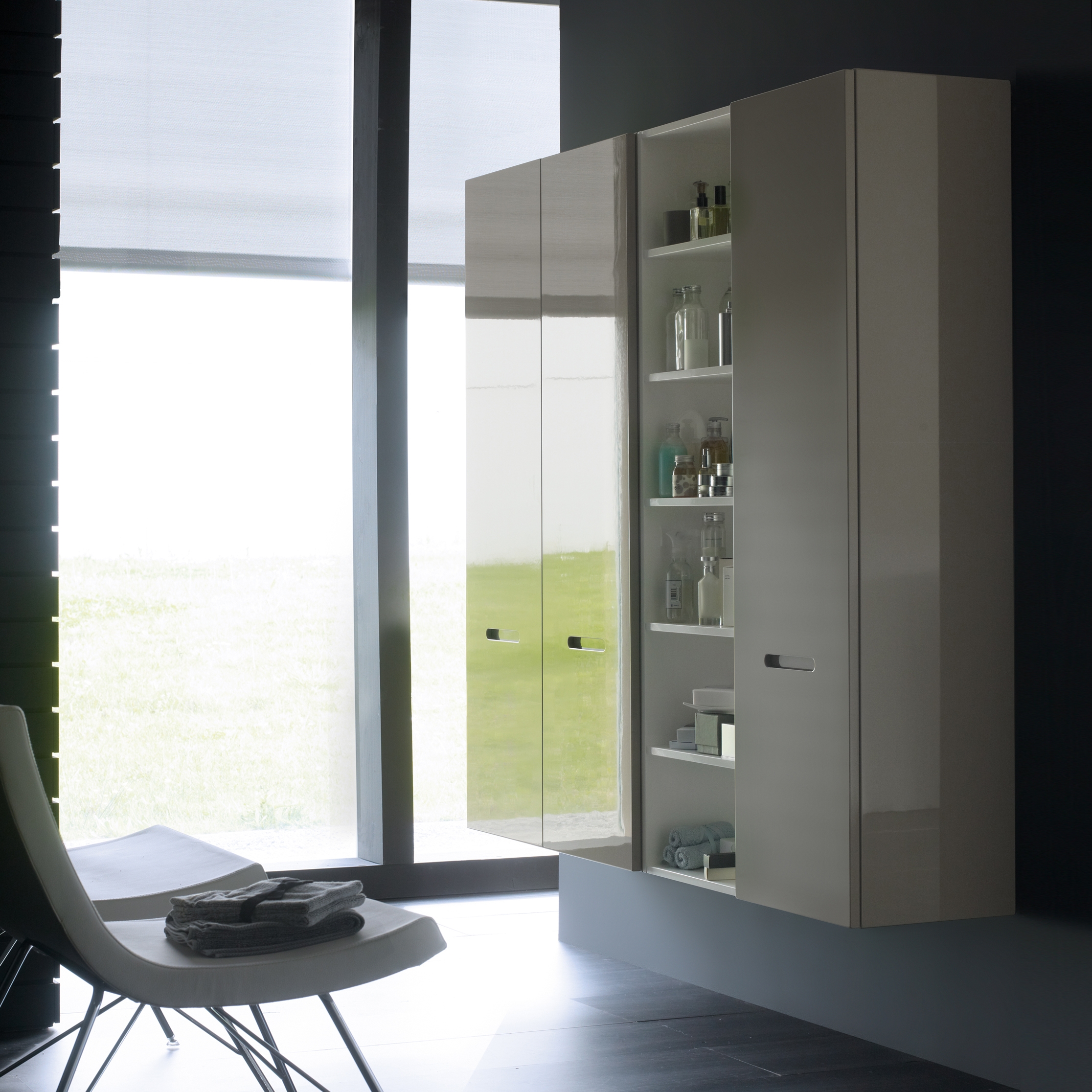 Basic storage wall units