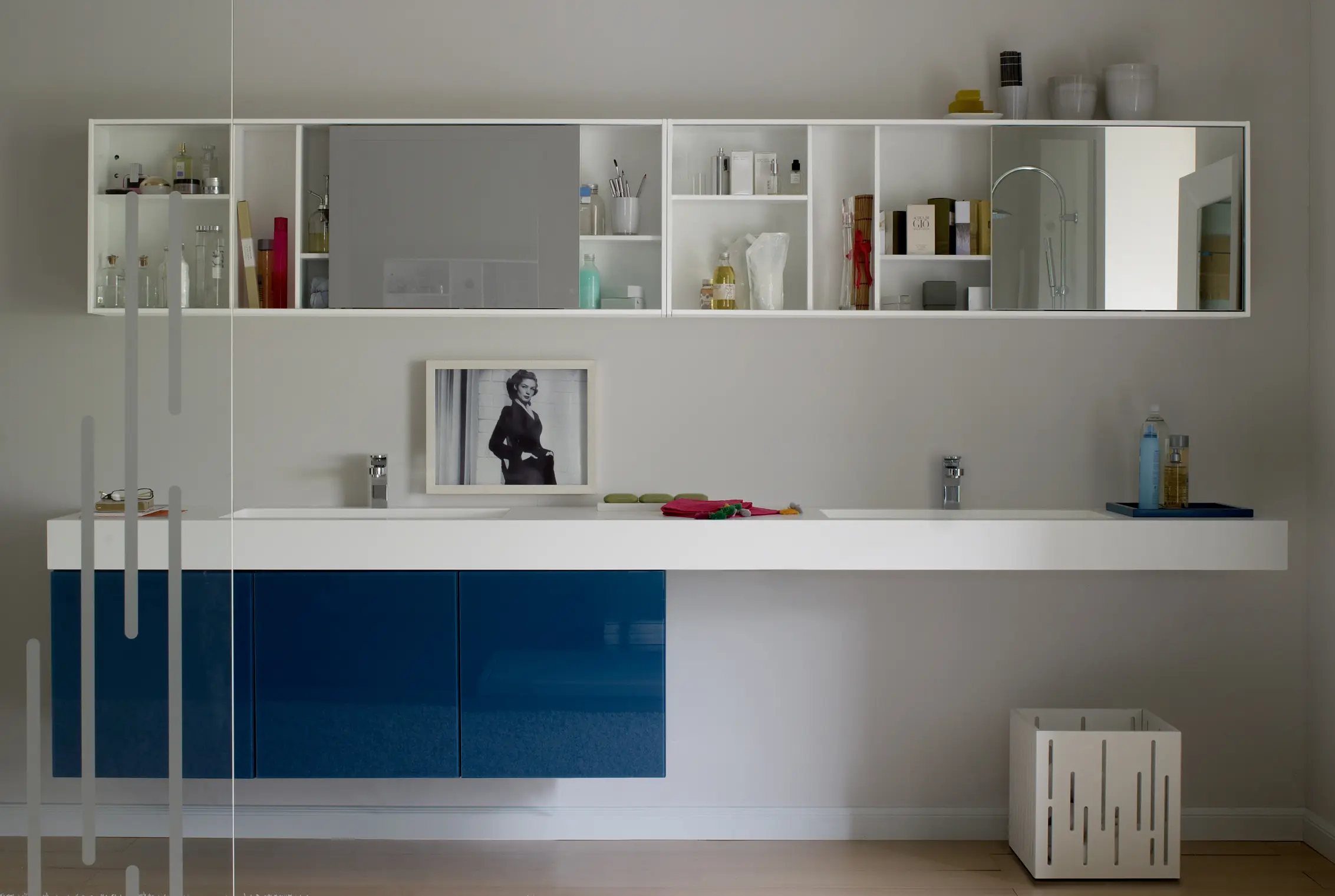 CODIS BATH - Sliding mirror