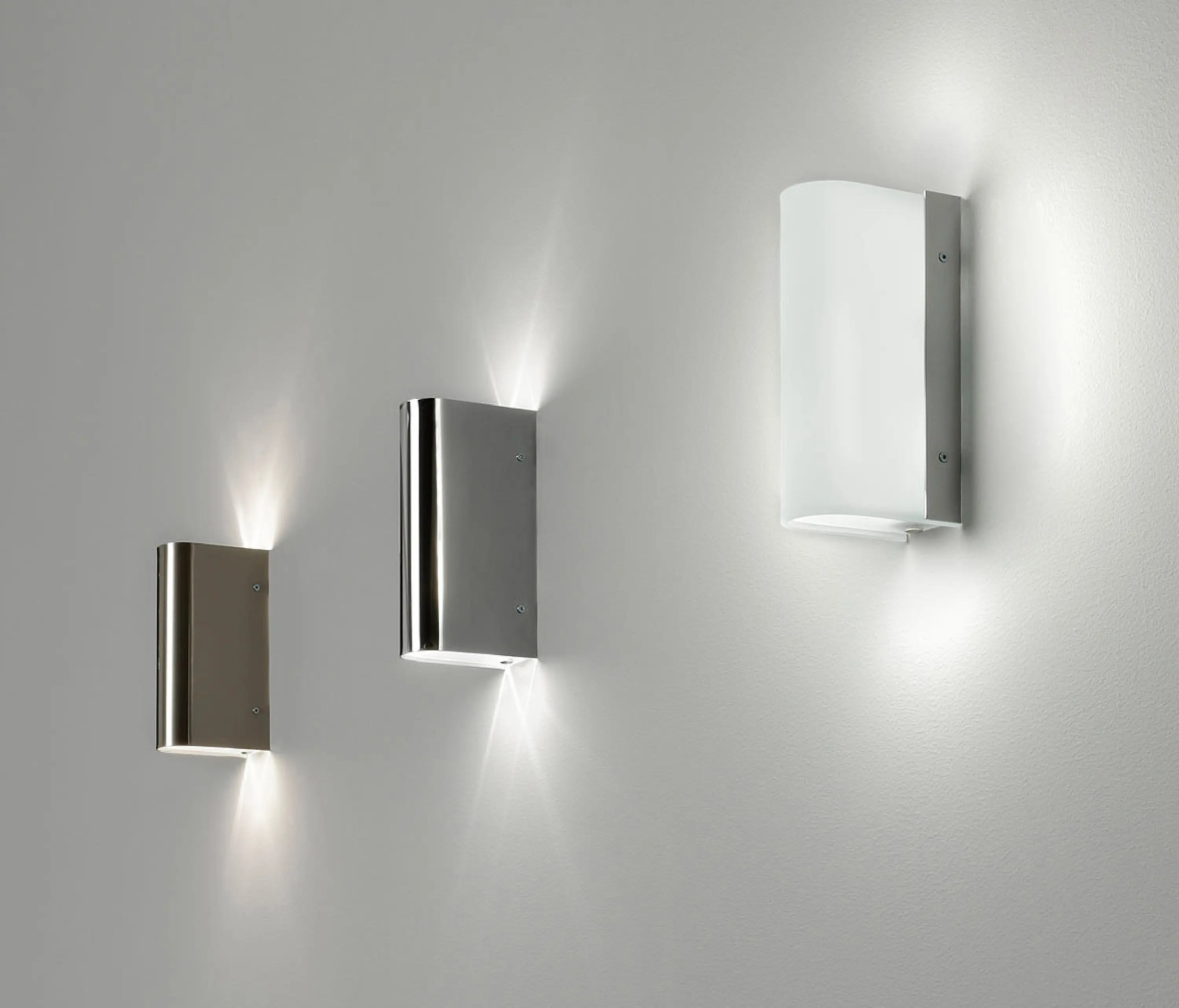 La Référence - Book Wall lamp
