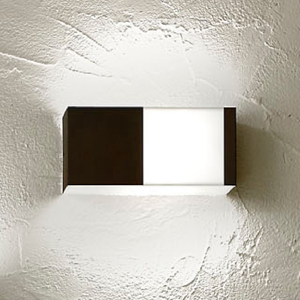 Vertoon produk A-Side Wall lamp van vervaardiger La Référence