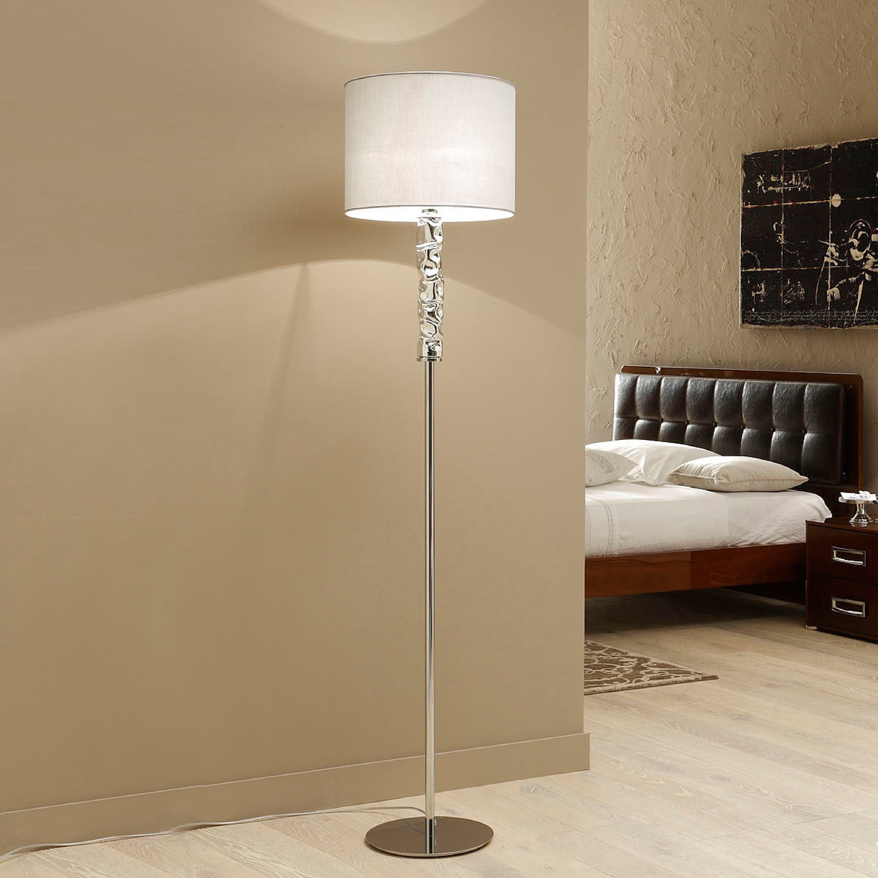 Afficher le produit Khor Floor lamp du fabricant La Référence