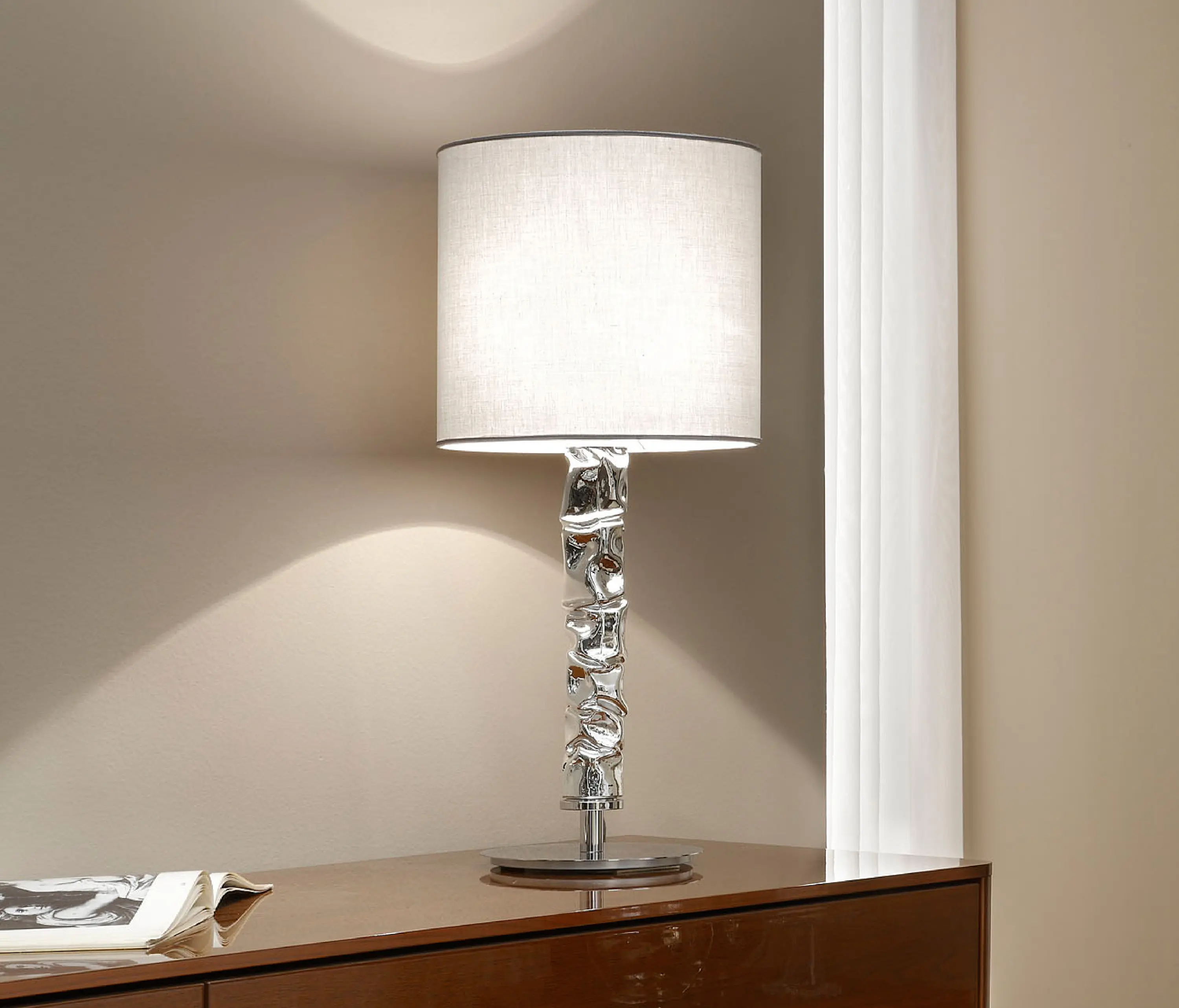 La Référence - Khor Table lamp